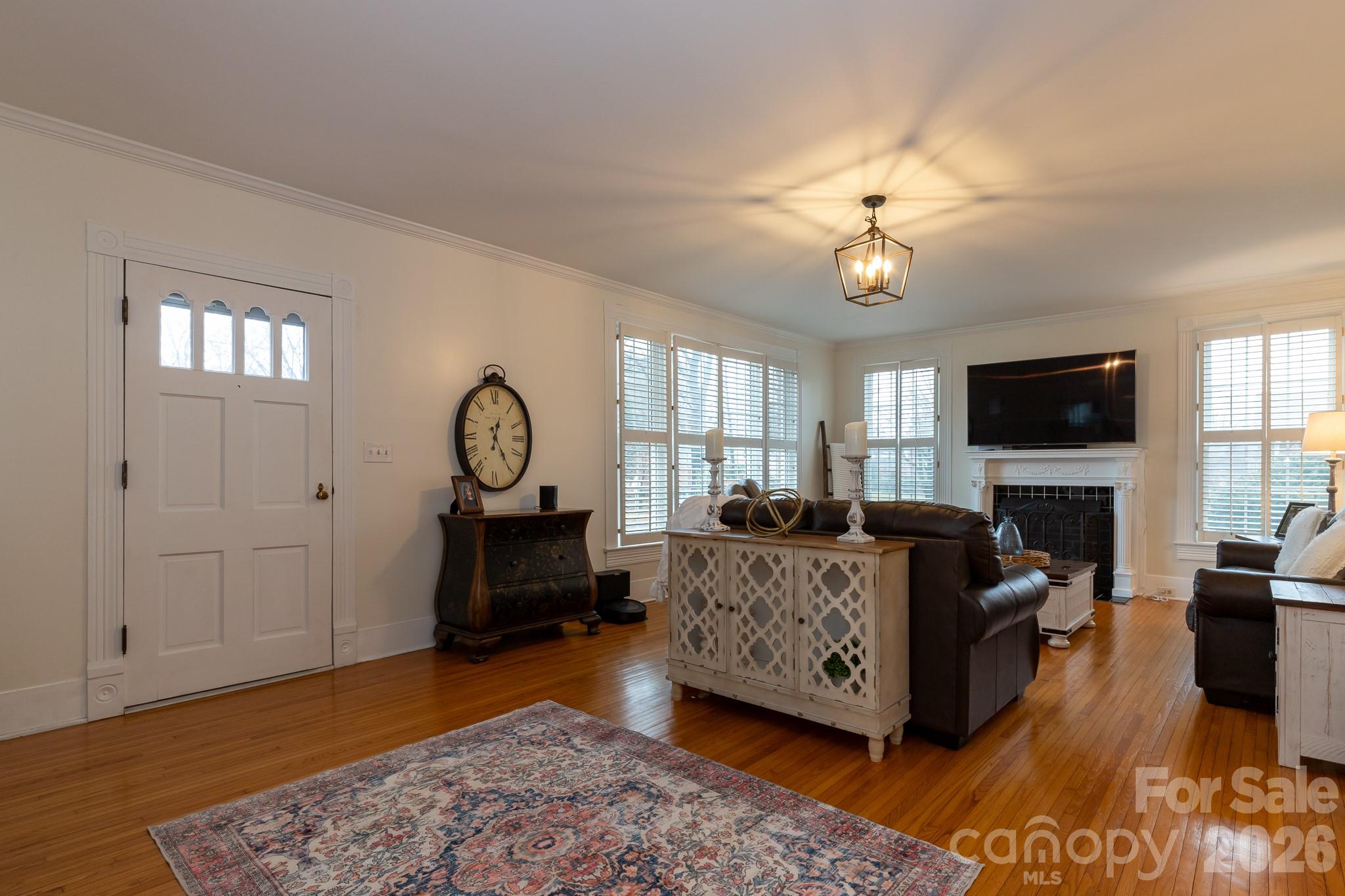 813 W Mountain Street — Kings Mountain