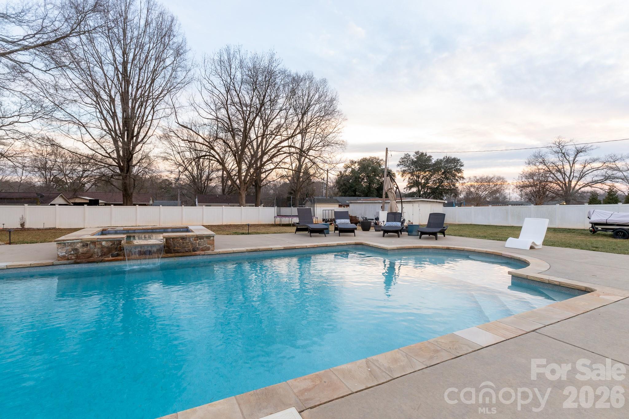 813 W Mountain Street — Kings Mountain