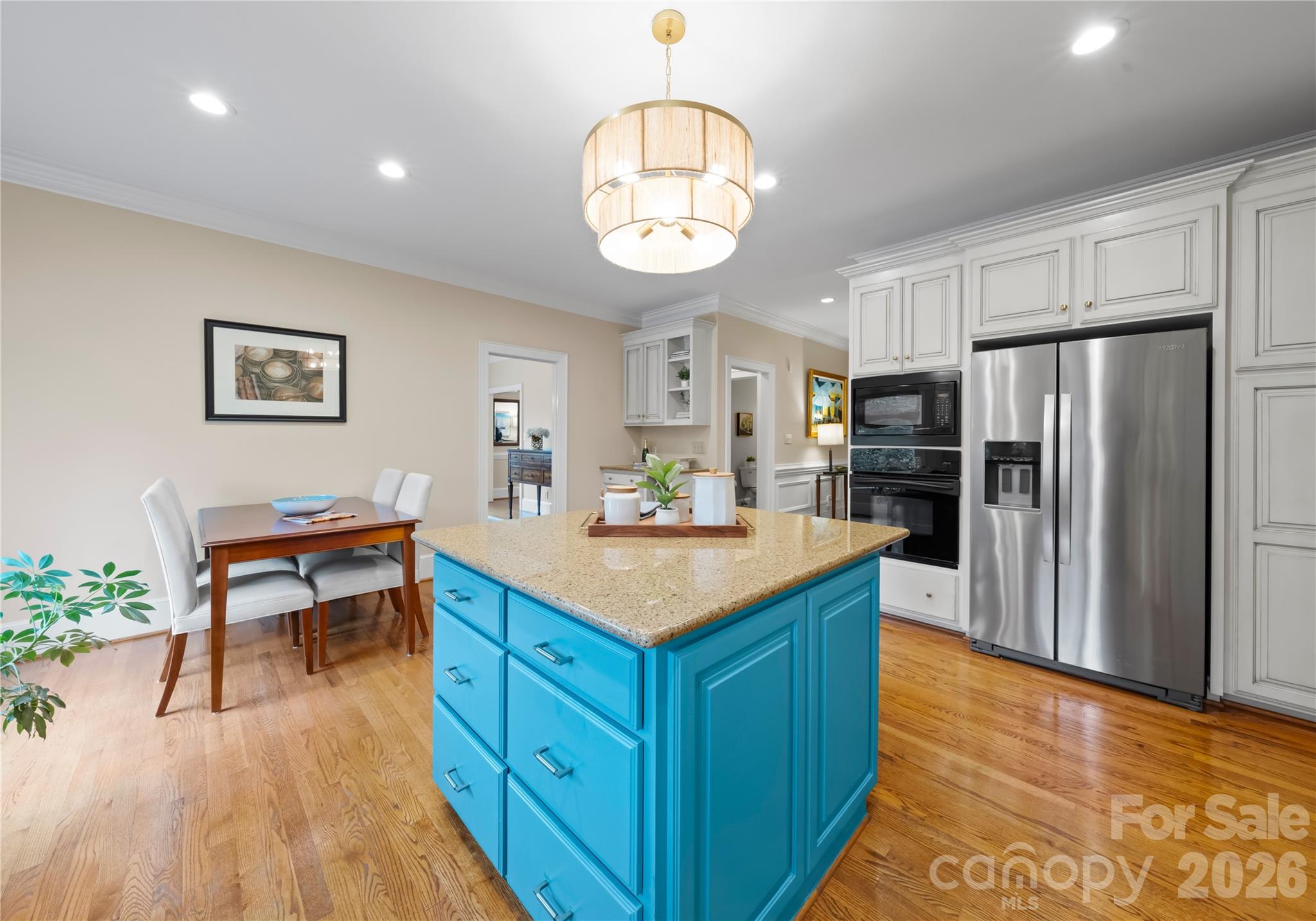 4026 Sharon View Road — Charlotte
