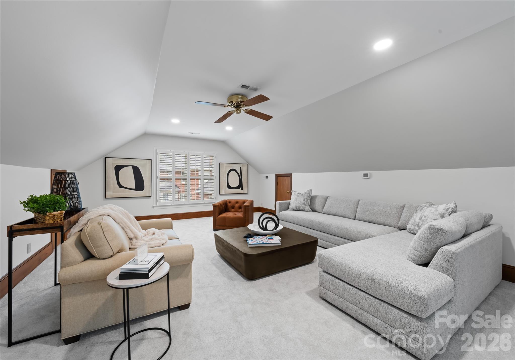4026 Sharon View Road — Charlotte