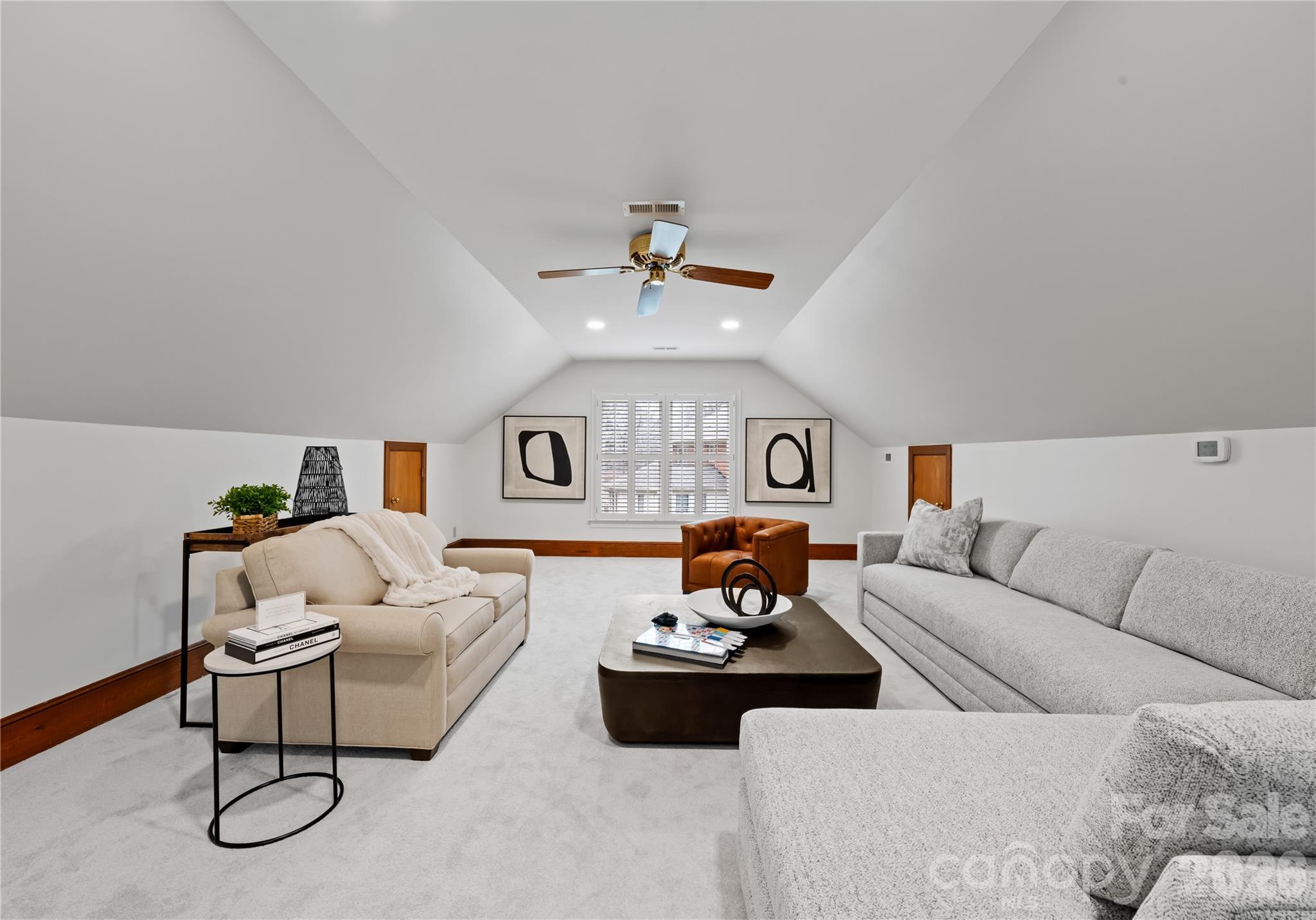 4026 Sharon View Road — Charlotte