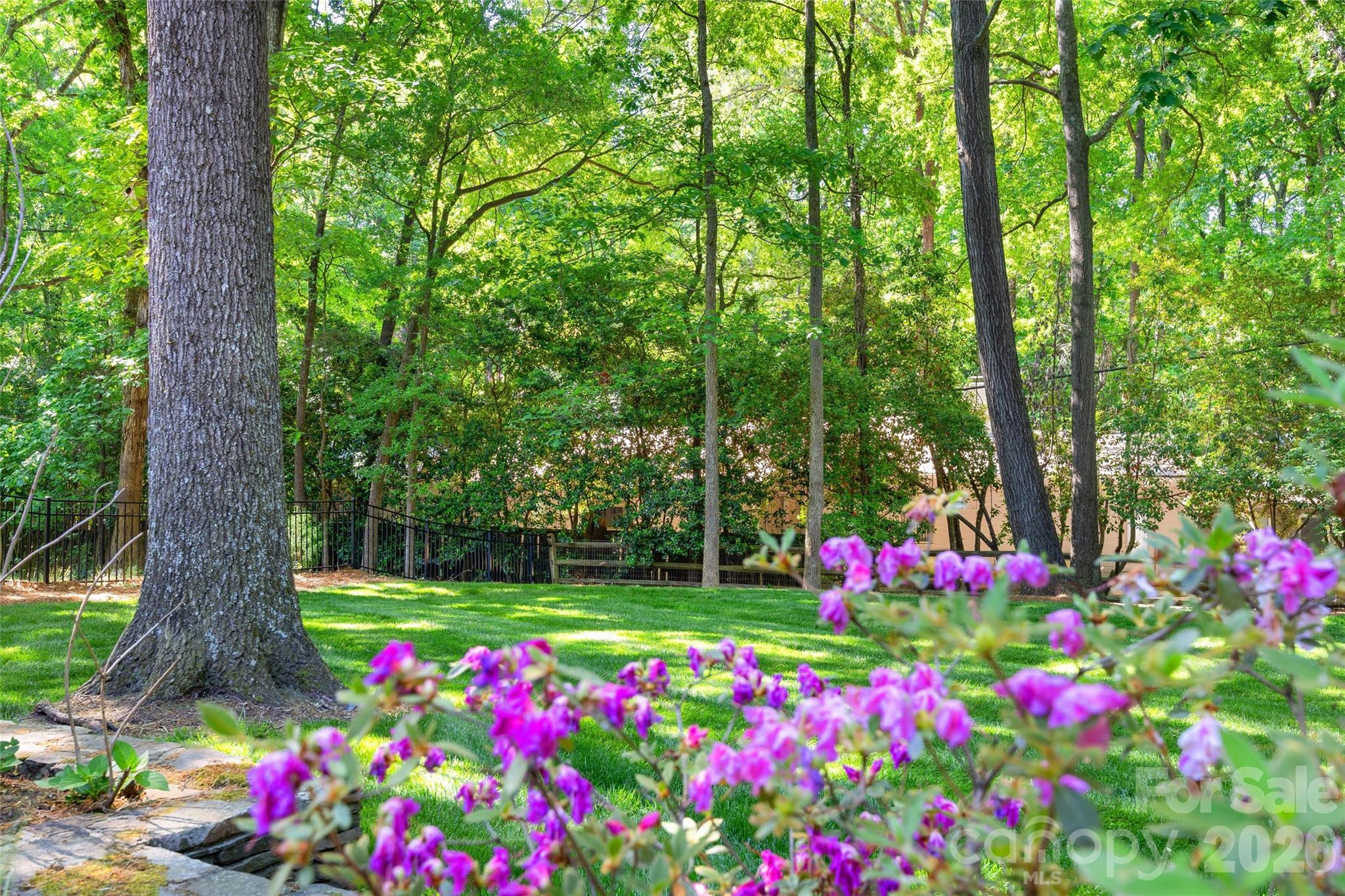 4026 Sharon View Road — Charlotte