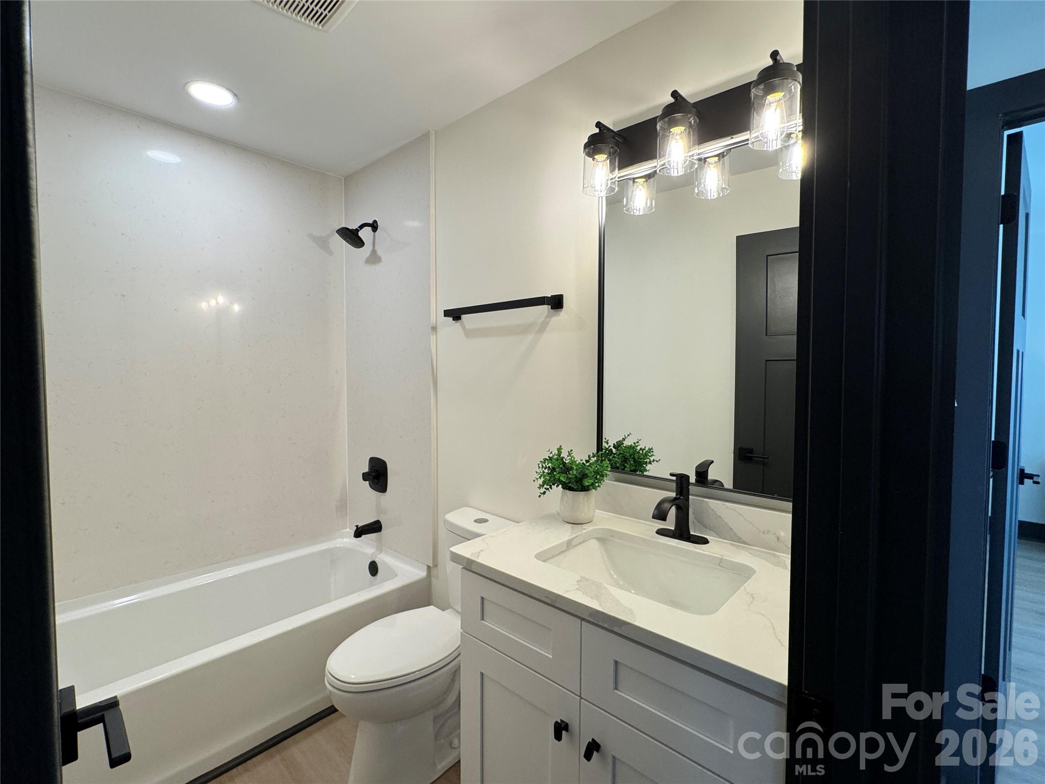 5916 Griffith Road — Monroe