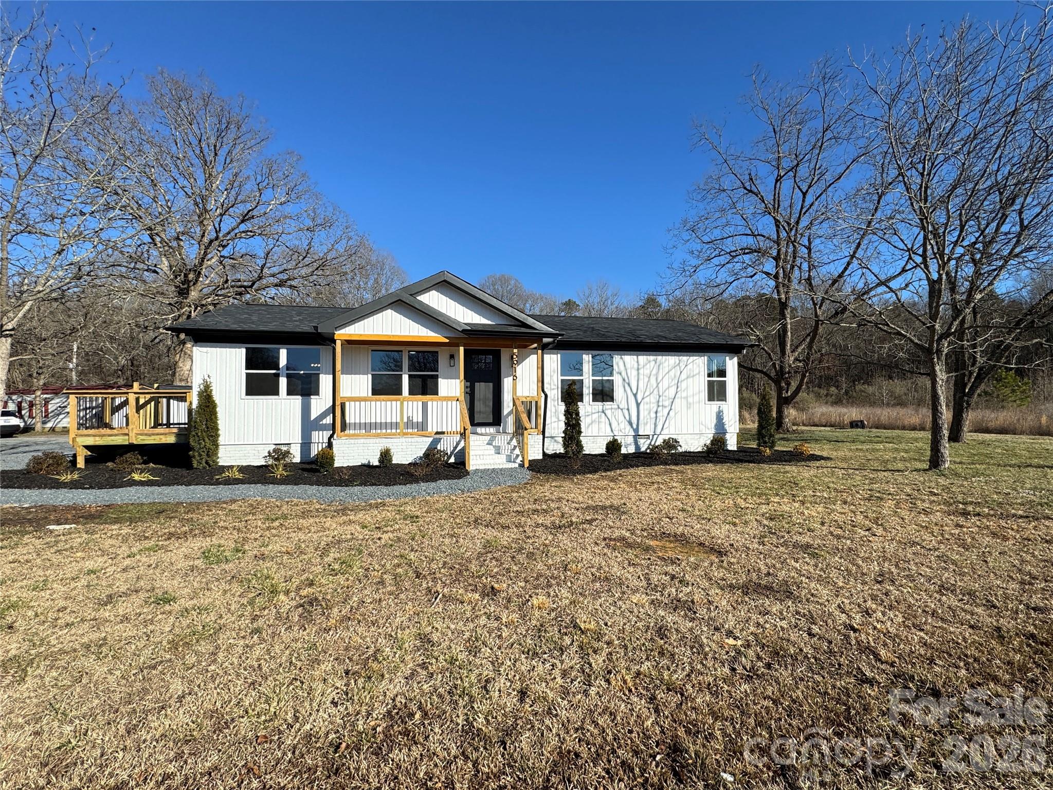 5916 Griffith Road — Monroe