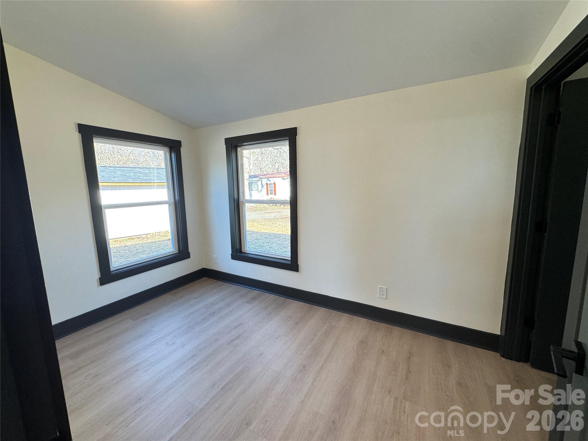 5916 Griffith Road — Monroe