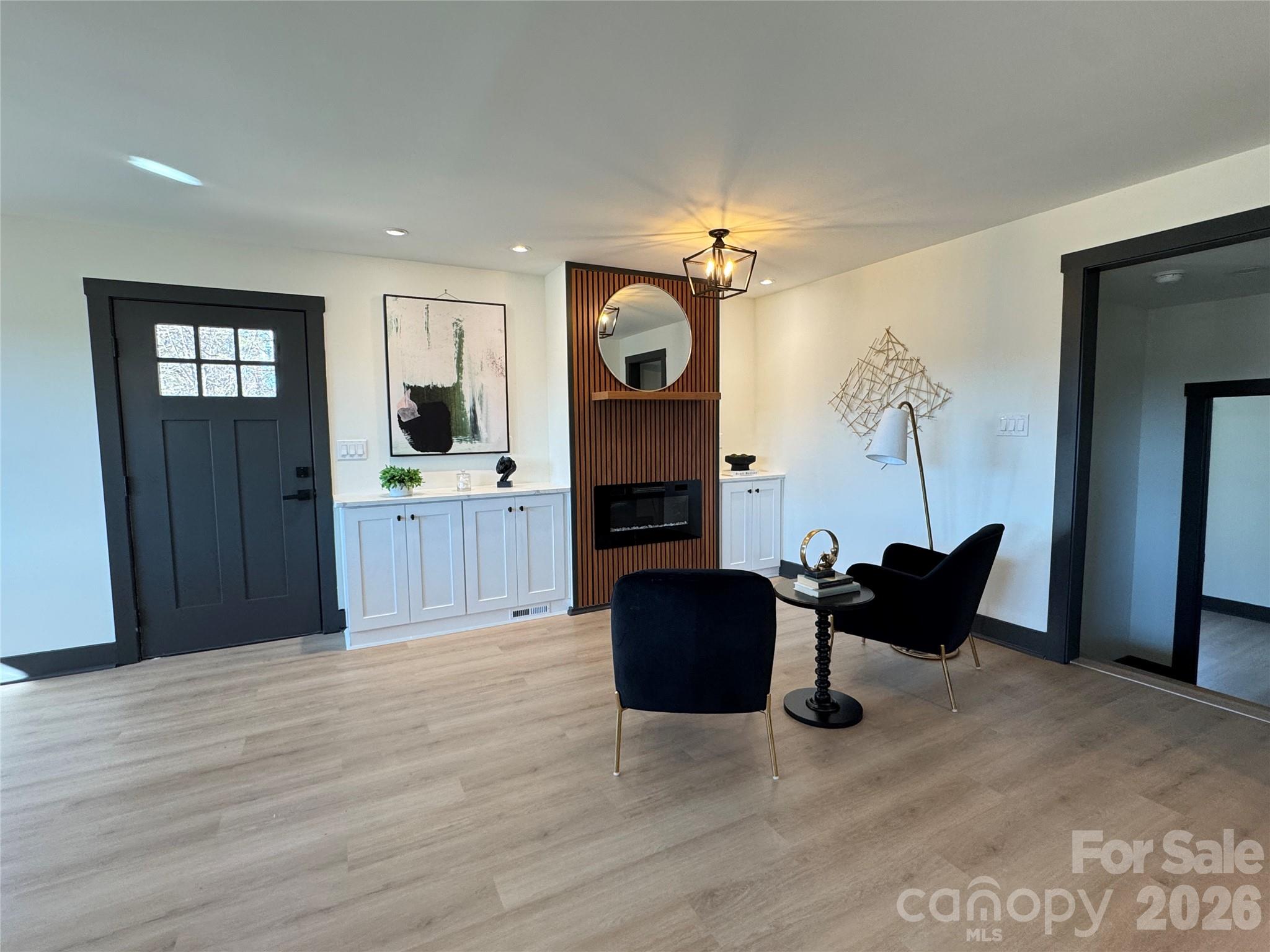 5916 Griffith Road — Monroe