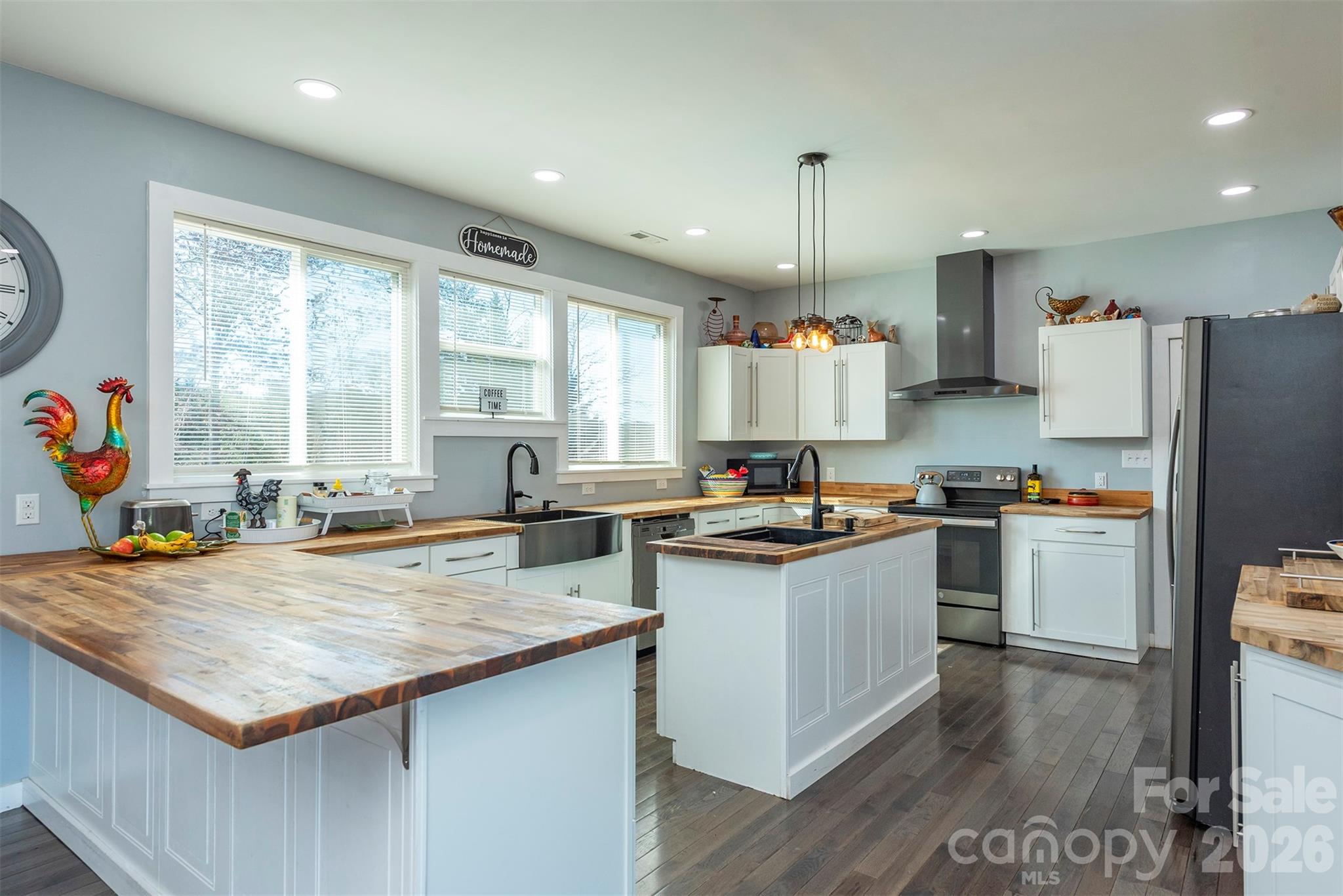 622 Rutherford Drive — Nebo