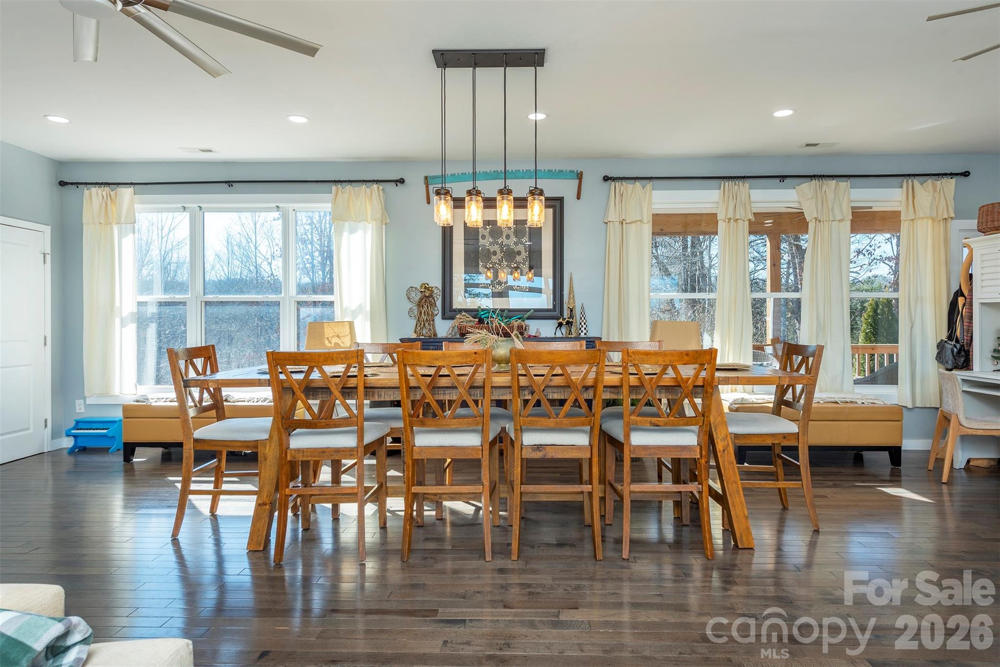 622 Rutherford Drive — Nebo