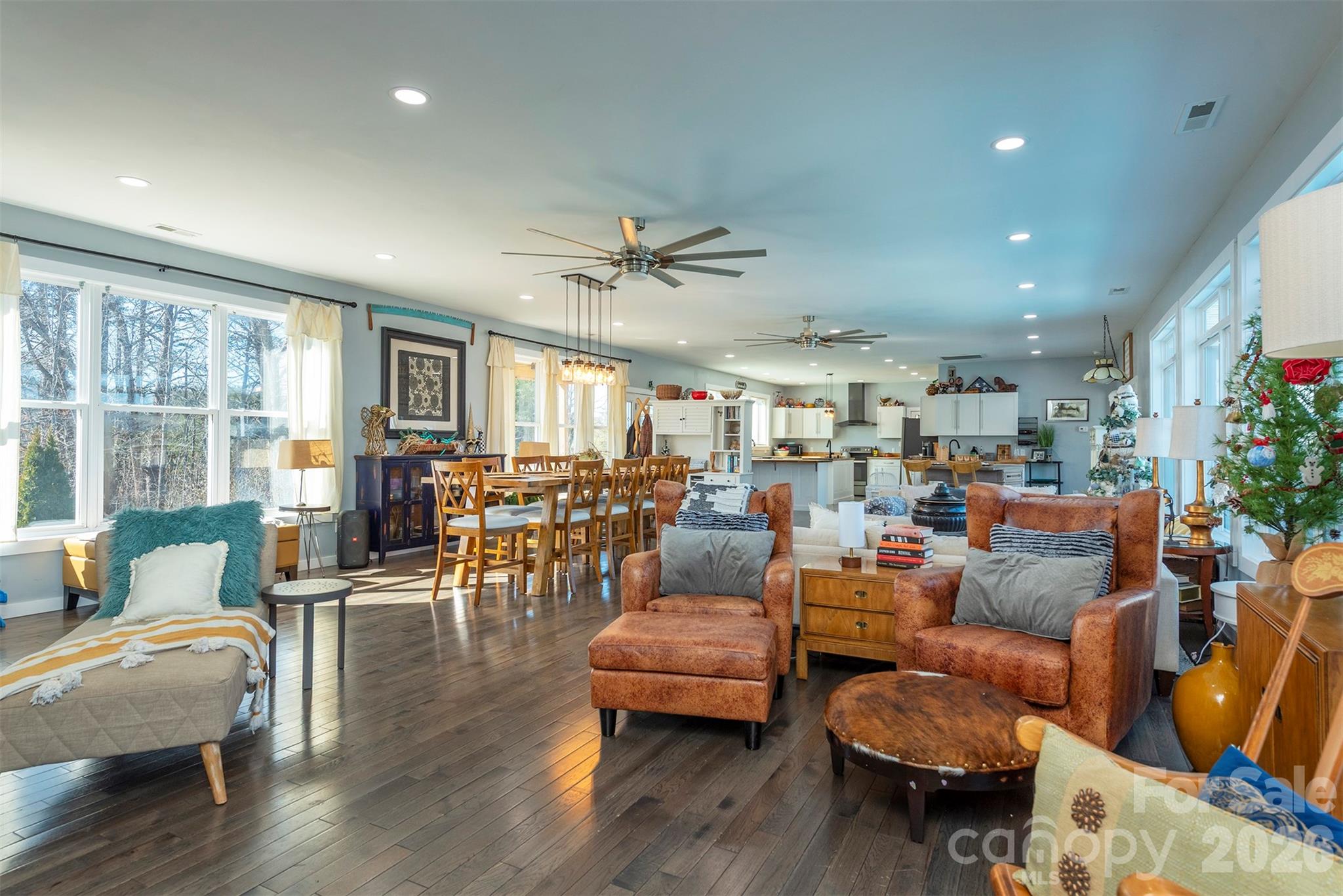 622 Rutherford Drive — Nebo