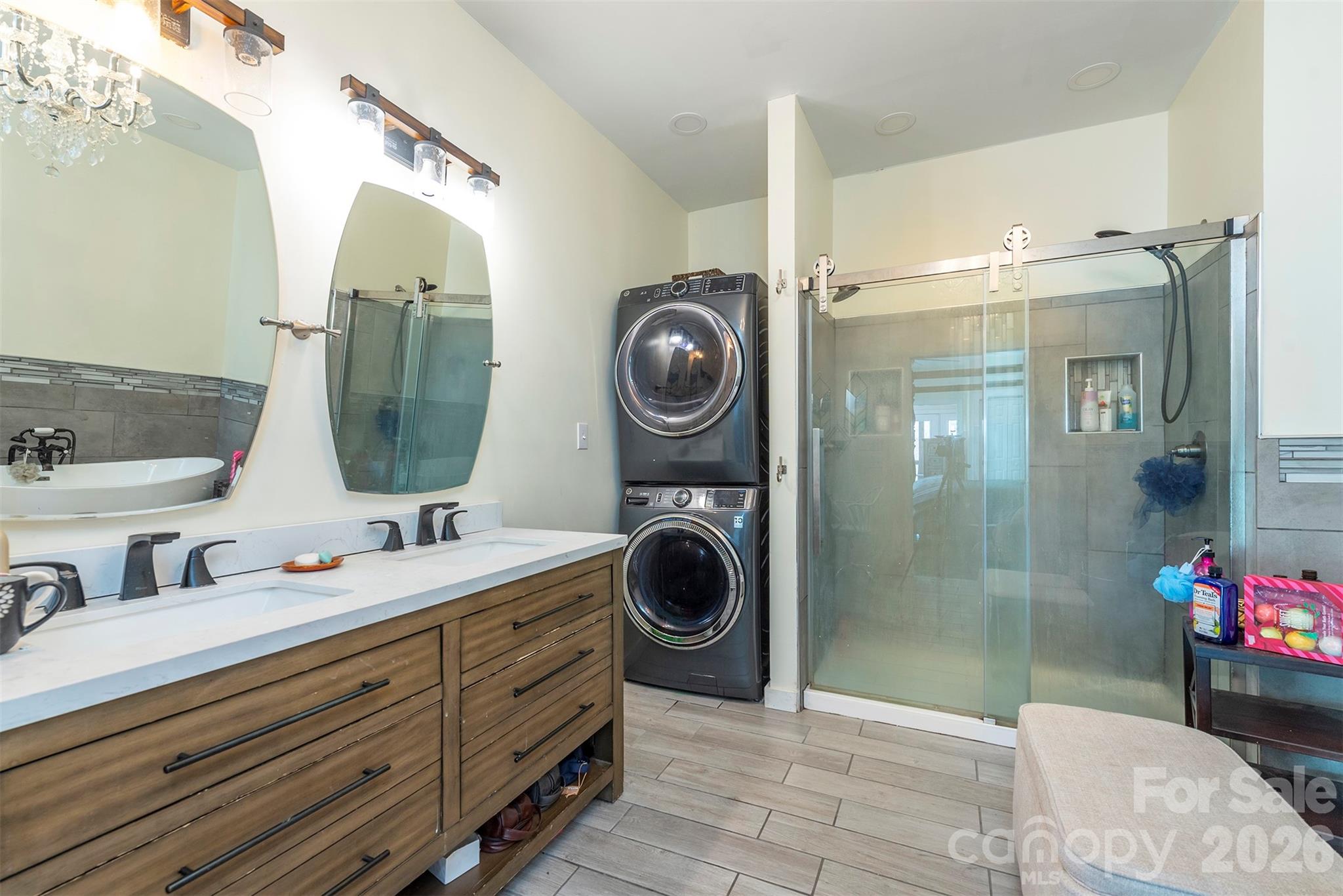 622 Rutherford Drive — Nebo