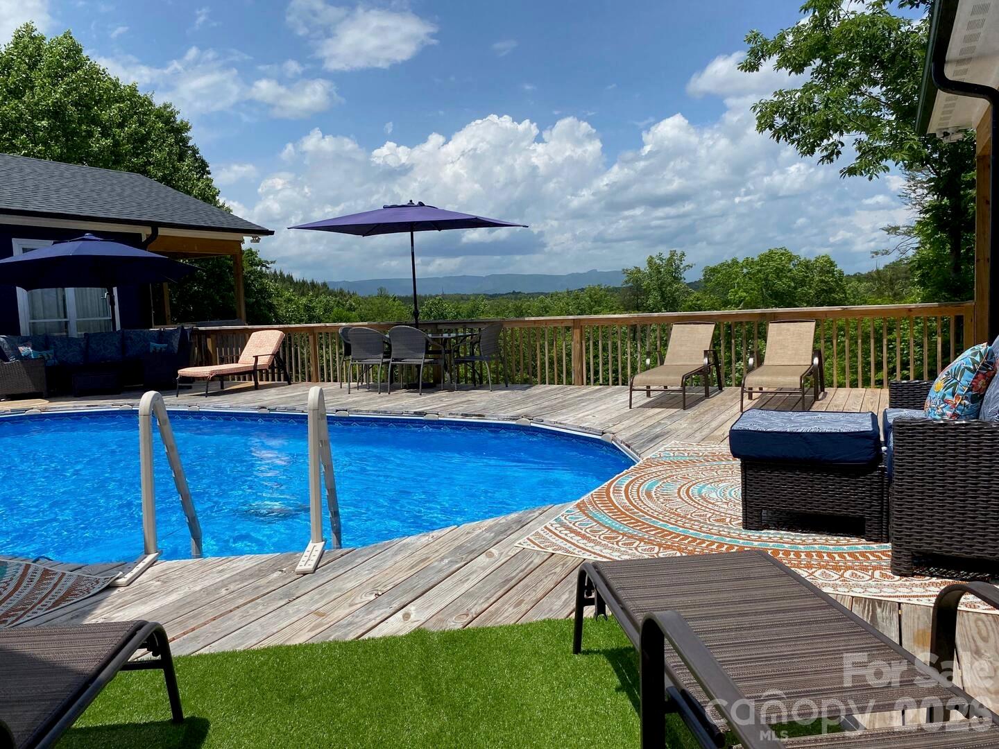 622 Rutherford Drive — Nebo