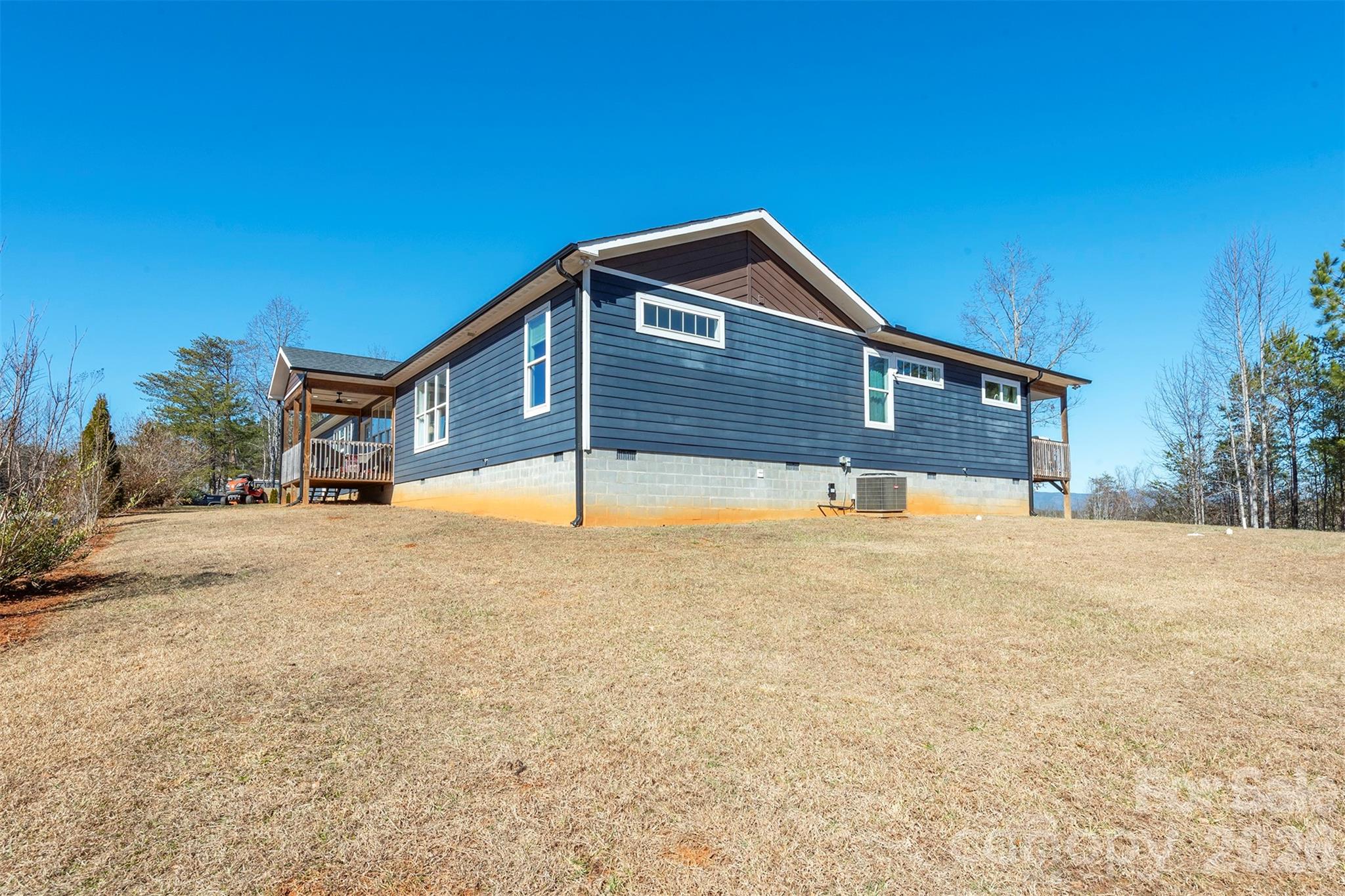 622 Rutherford Drive — Nebo
