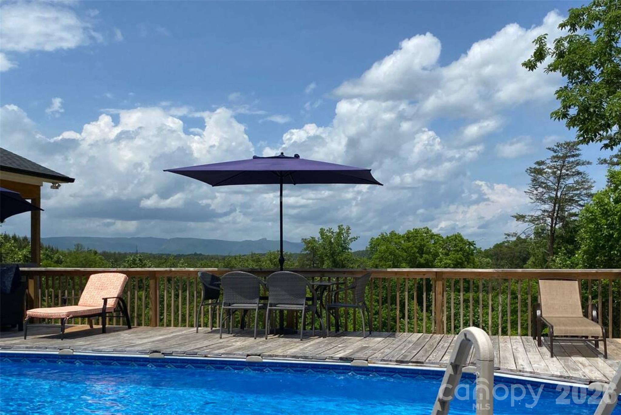 622 Rutherford Drive — Nebo