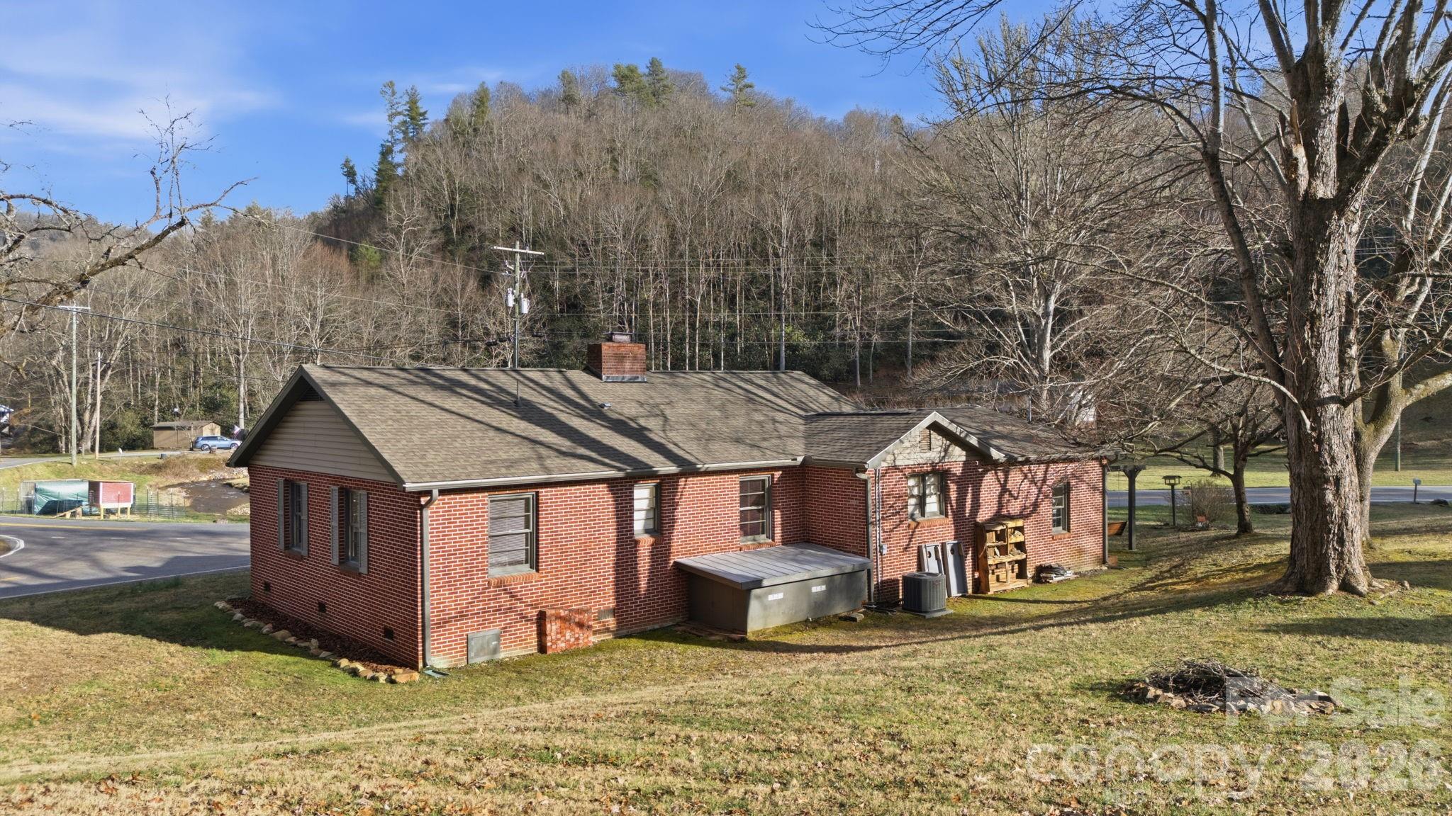 504 Greens Creek Road — Sylva