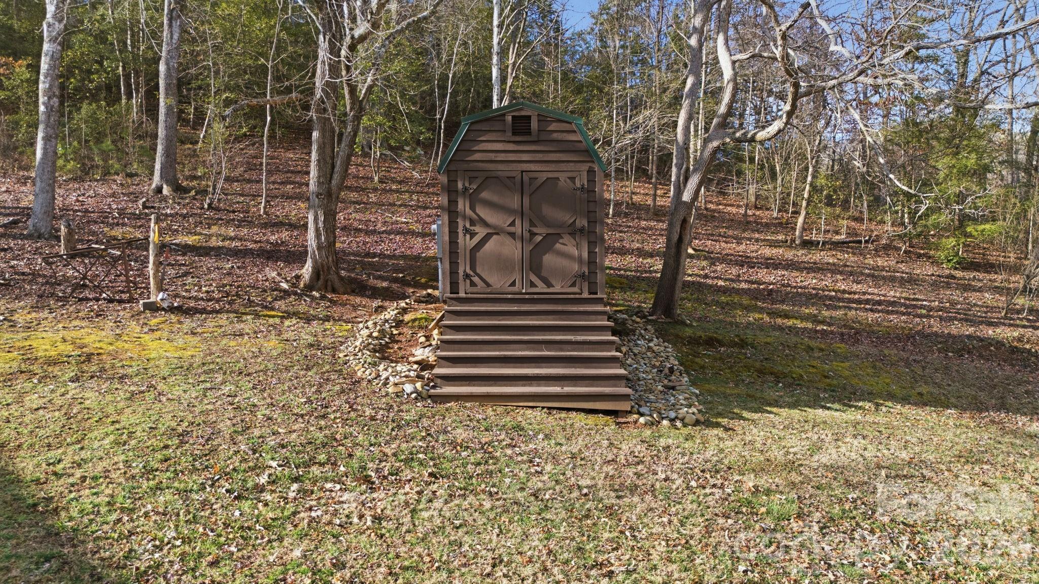 504 Greens Creek Road — Sylva