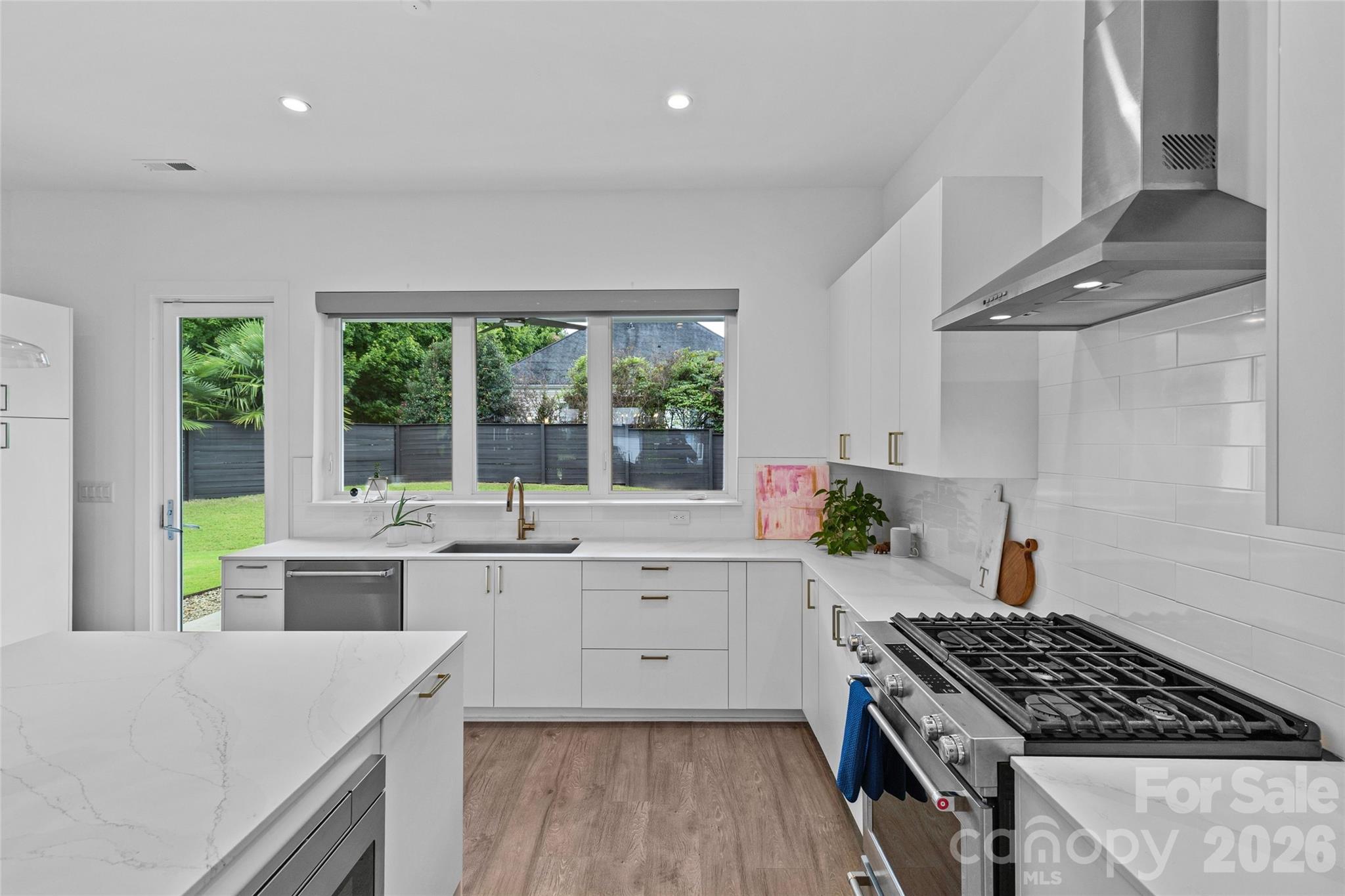 1237 Realta Drive — Charlotte