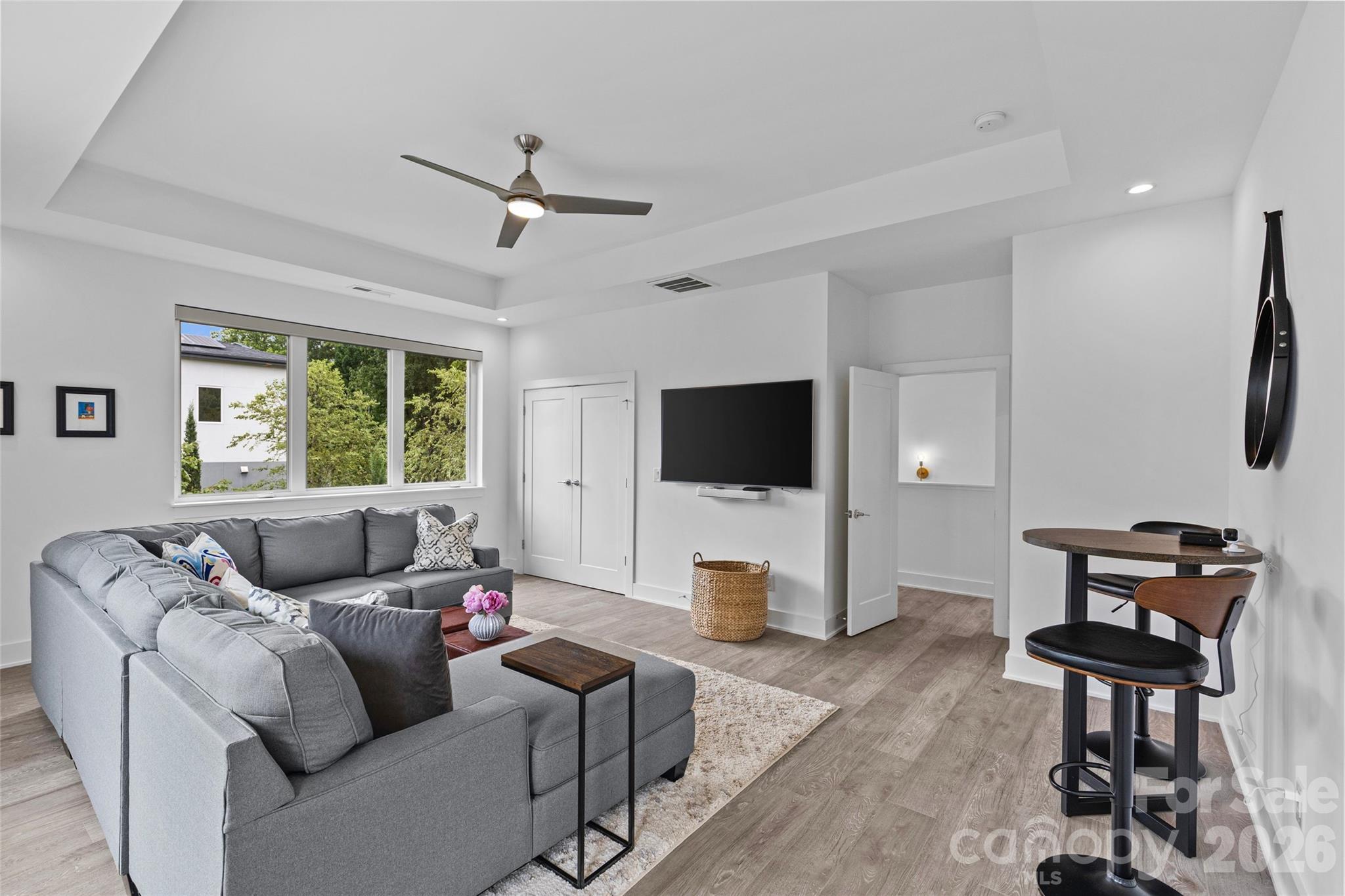 1237 Realta Drive — Charlotte