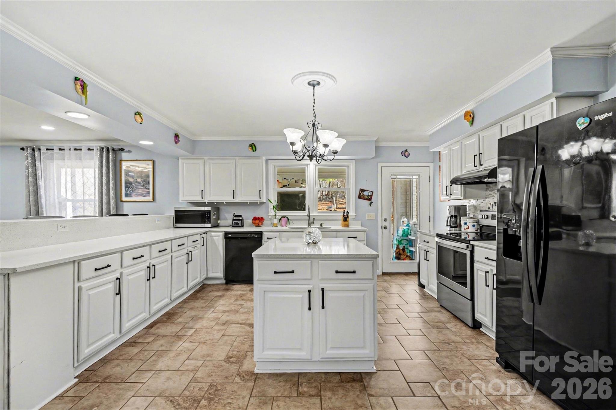 135 Old Gregory Lane — Lancaster