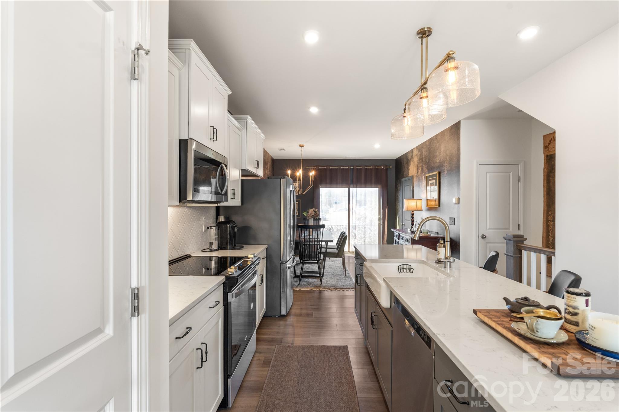 318 Simeon Drive — Charlotte