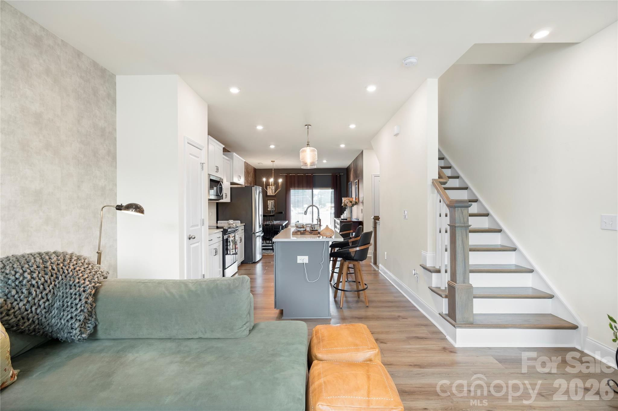318 Simeon Drive — Charlotte