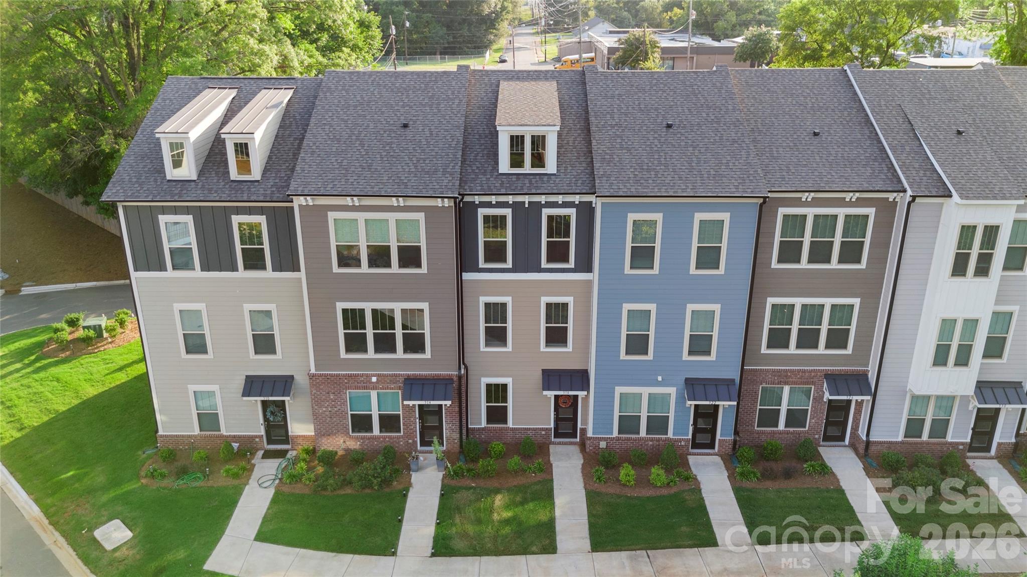 318 Simeon Drive — Charlotte