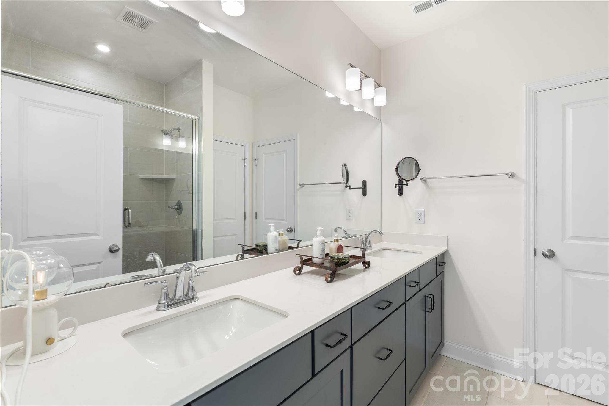 318 Simeon Drive — Charlotte