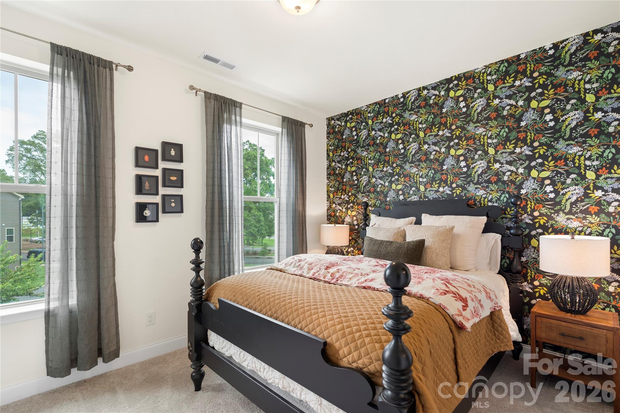318 Simeon Drive — Charlotte