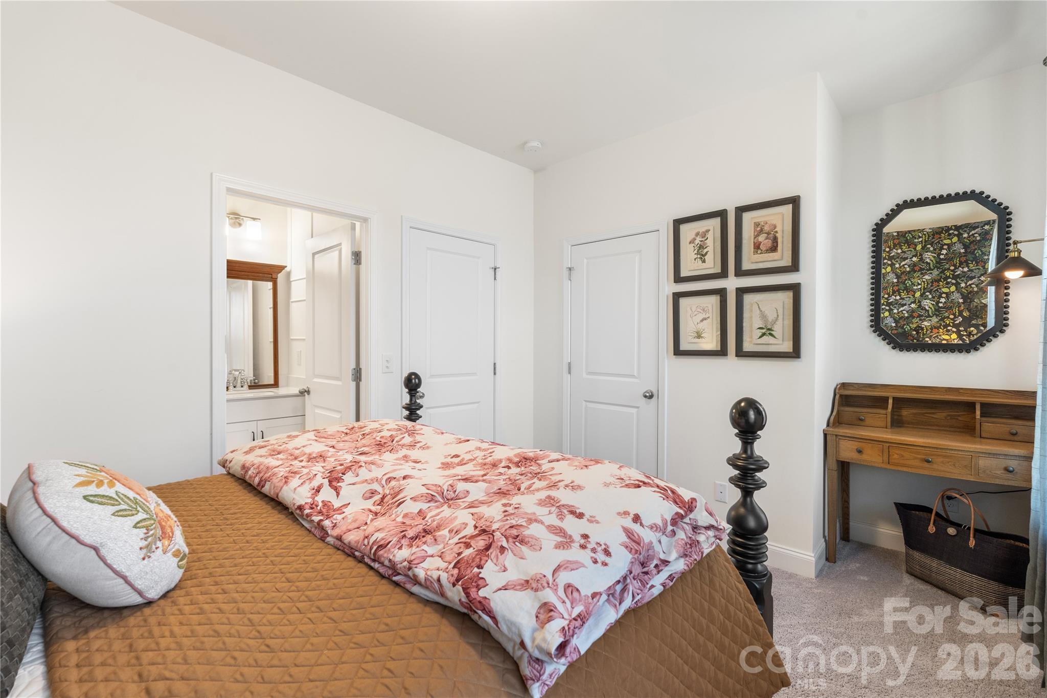 318 Simeon Drive — Charlotte