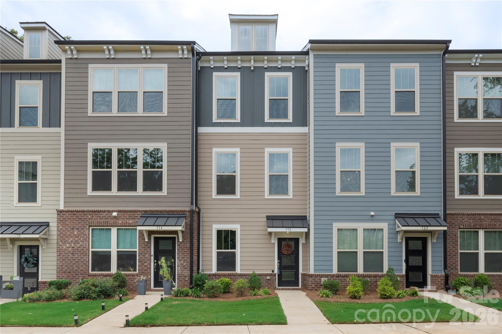 318 Simeon Drive — Charlotte