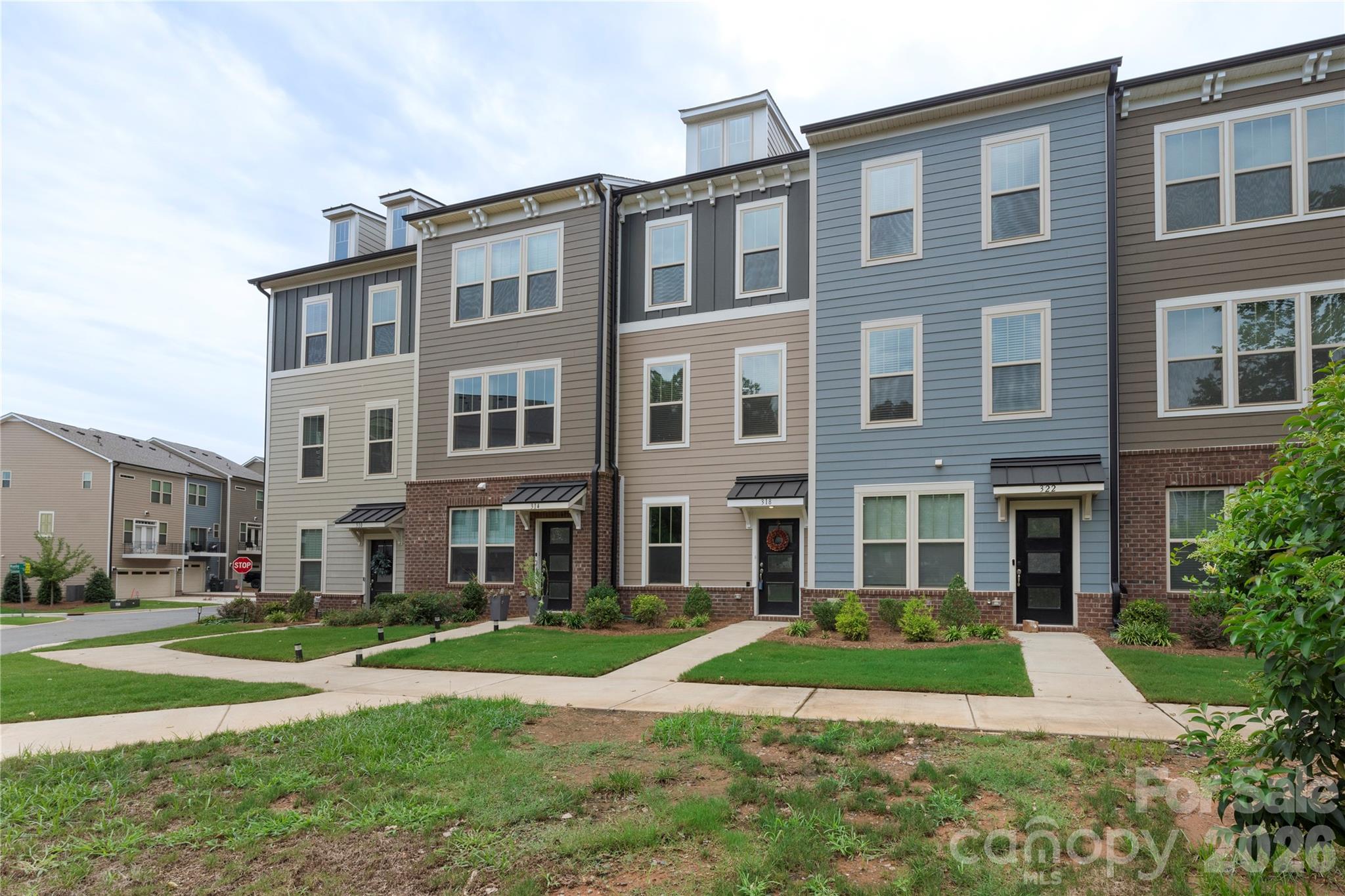 318 Simeon Drive — Charlotte