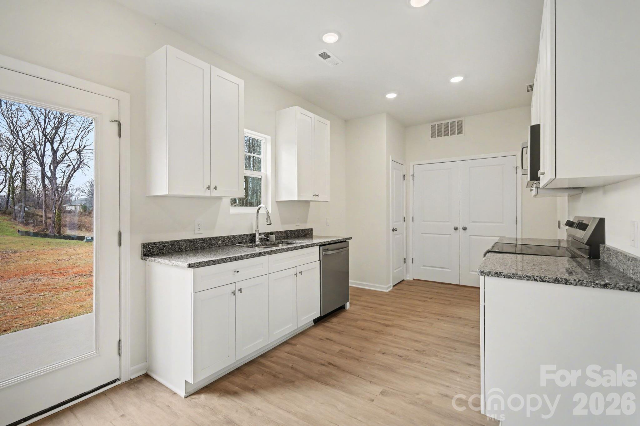 1729 Cloaninger Avenue — Statesville