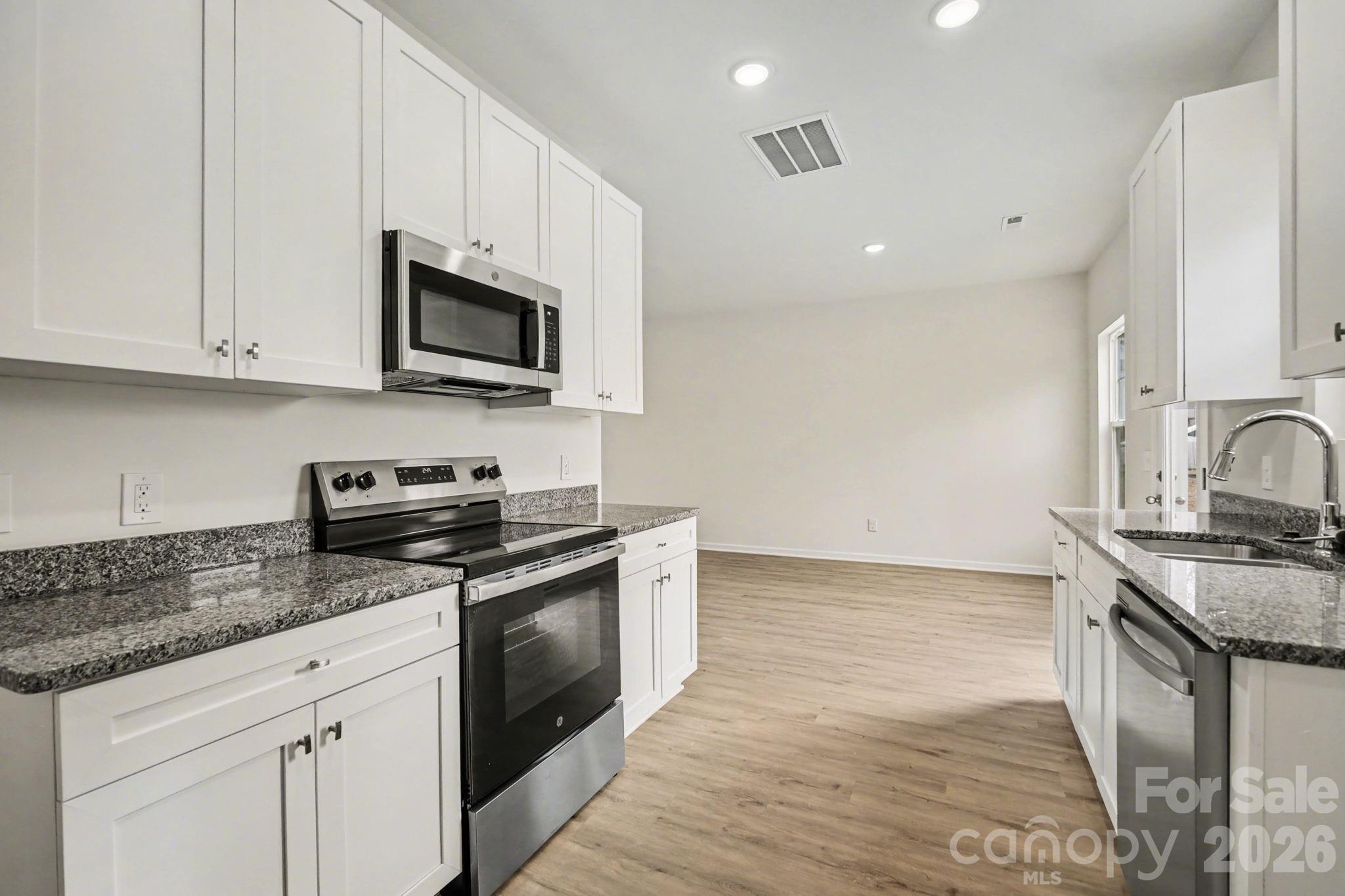 1729 Cloaninger Avenue — Statesville