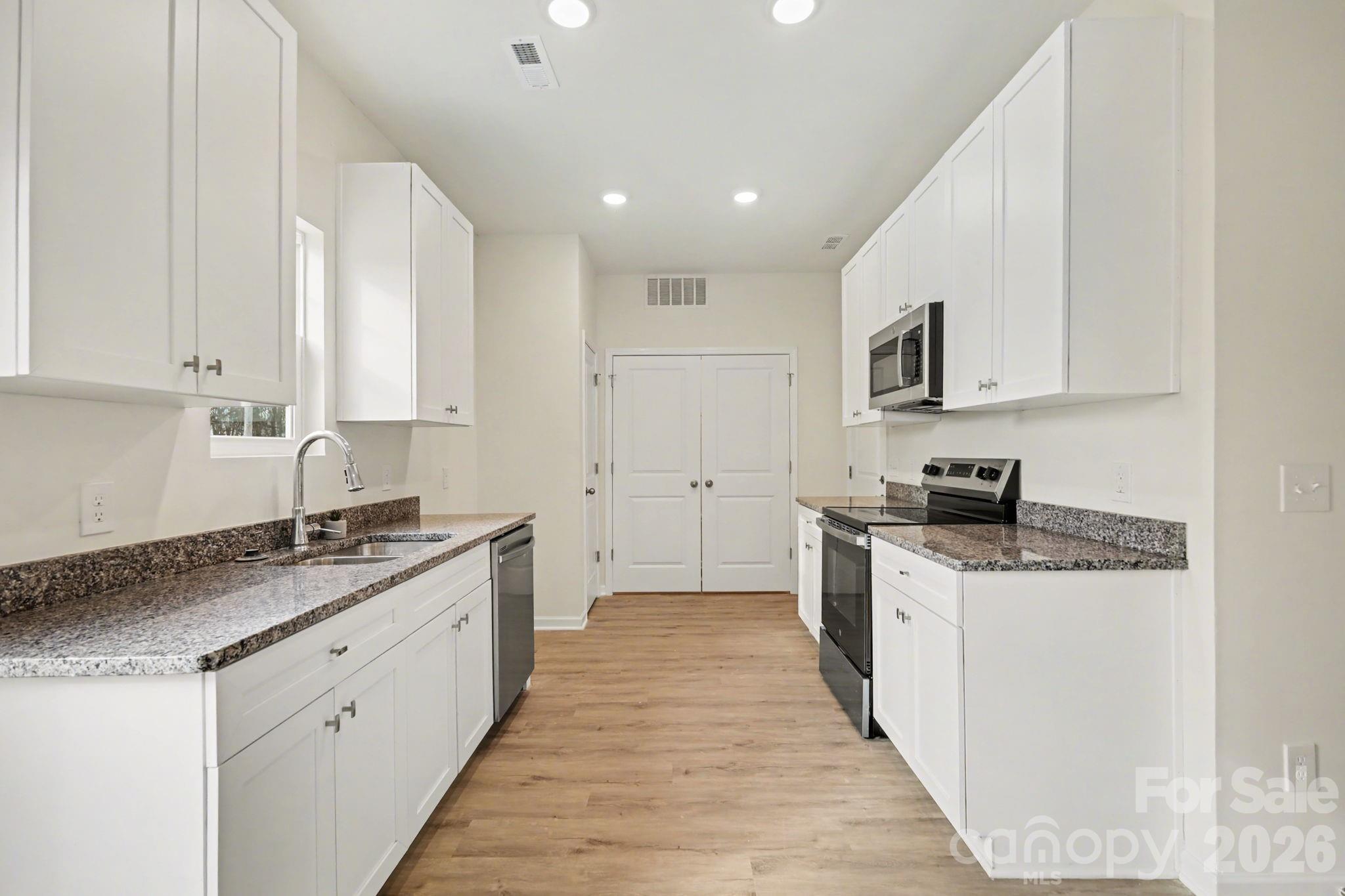 1729 Cloaninger Avenue — Statesville