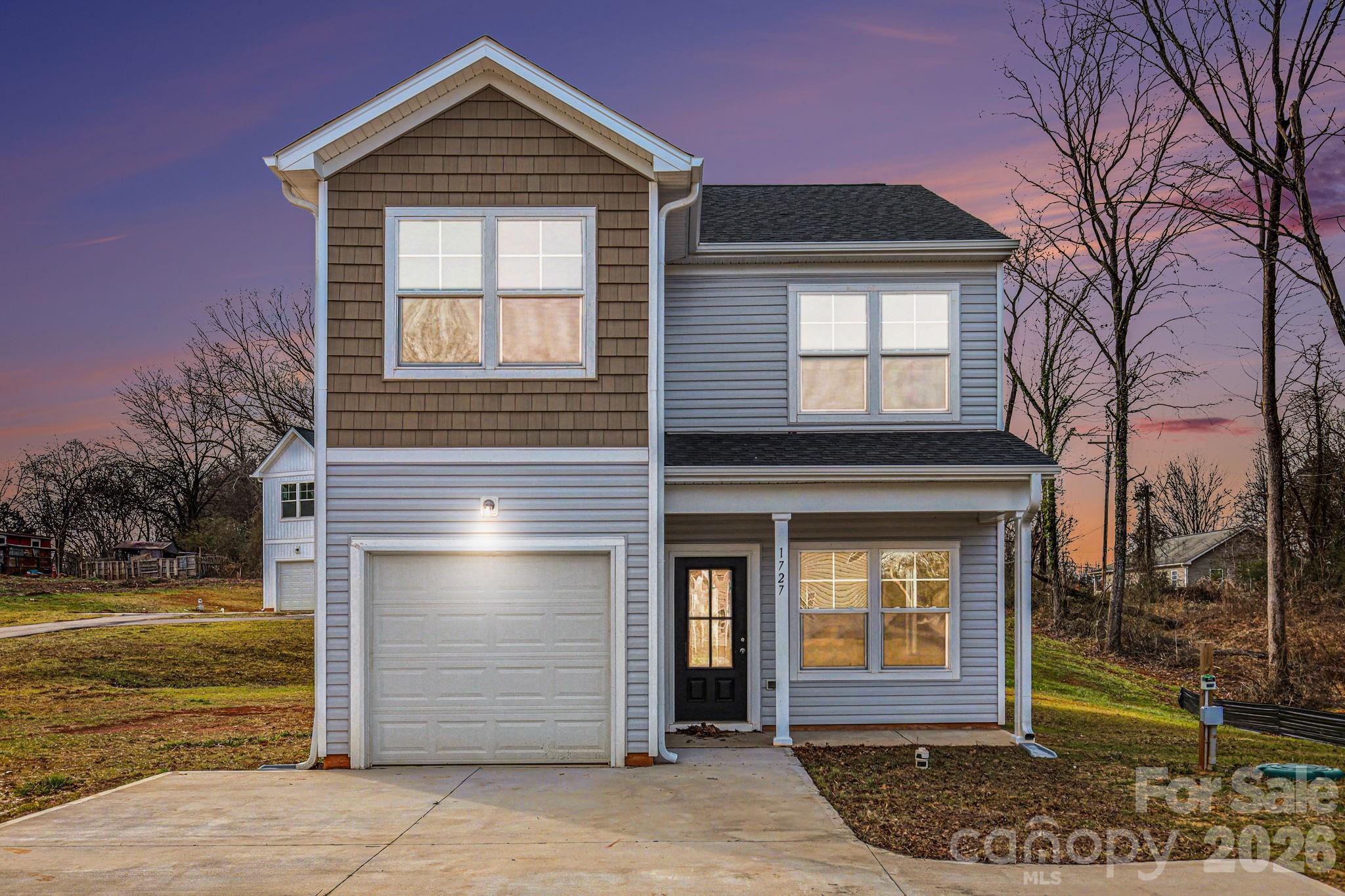 1727 Cloaninger Avenue — Statesville