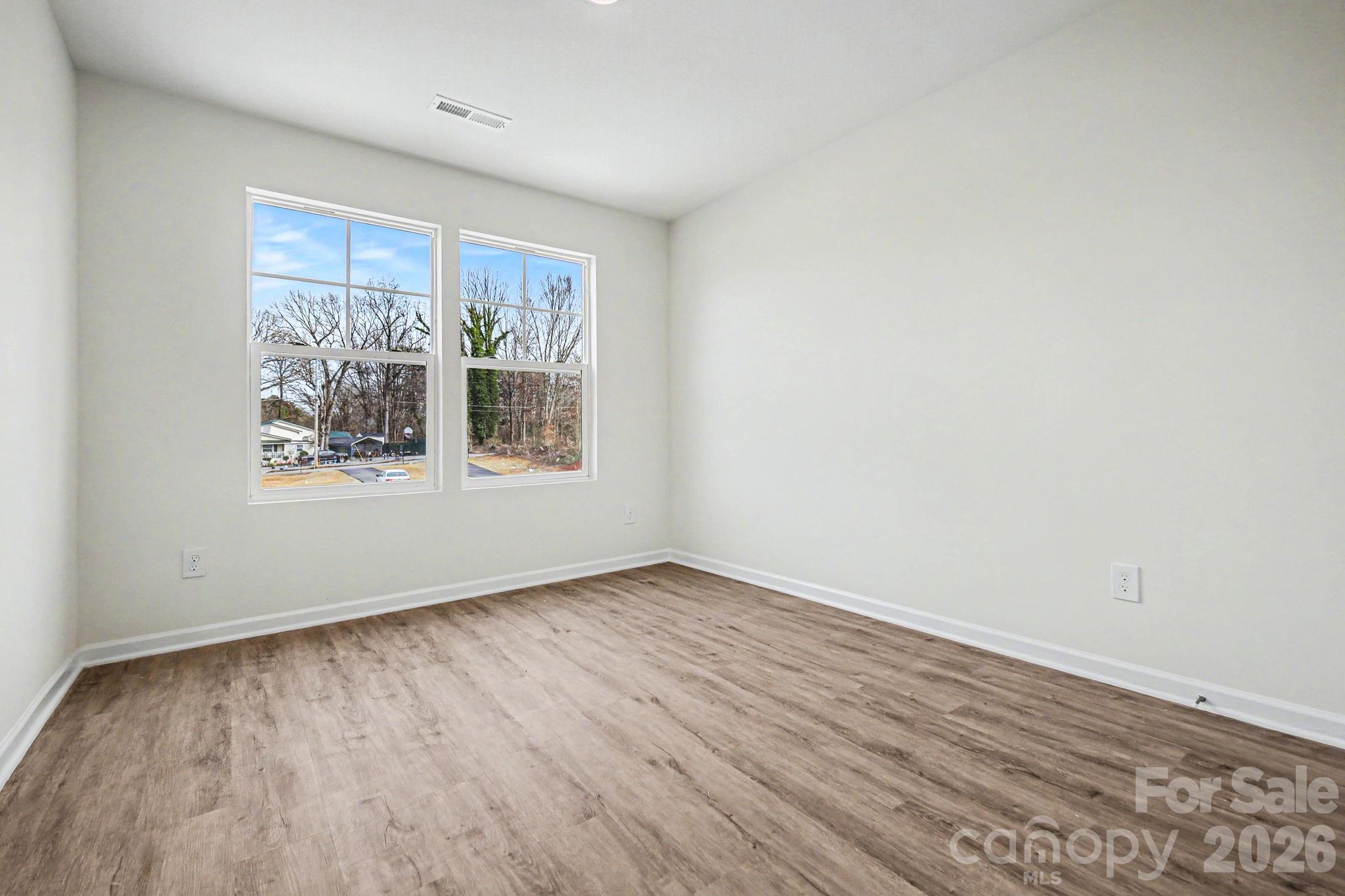 1727 Cloaninger Avenue — Statesville