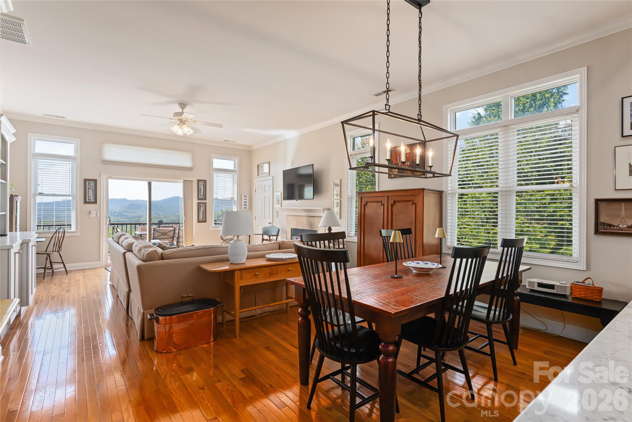 116 Dalya Road — Swannanoa