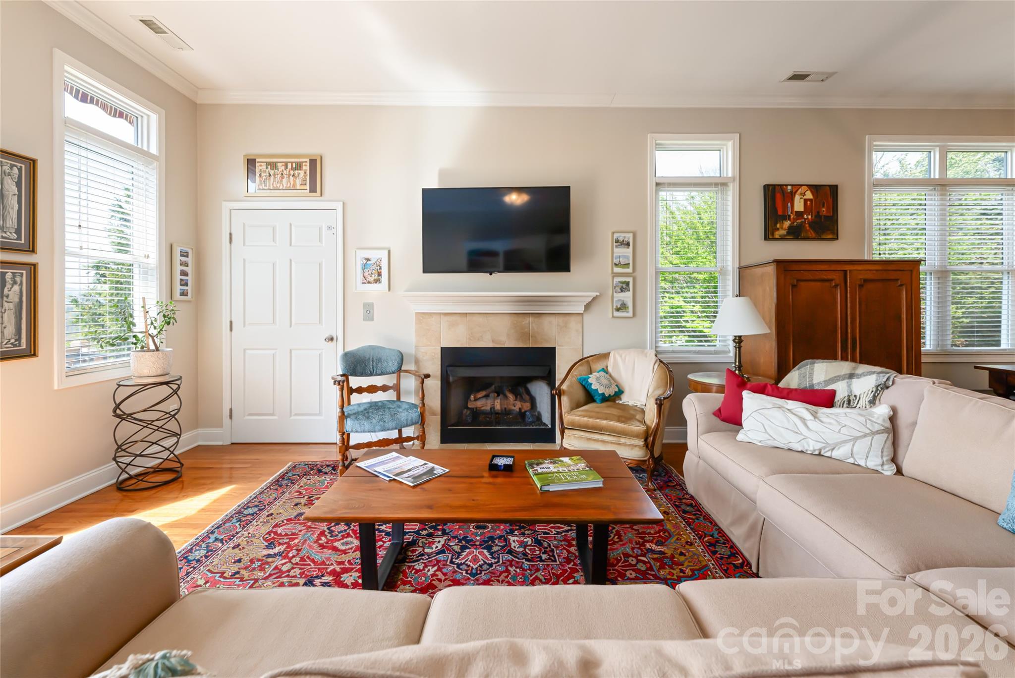 116 Dalya Road — Swannanoa