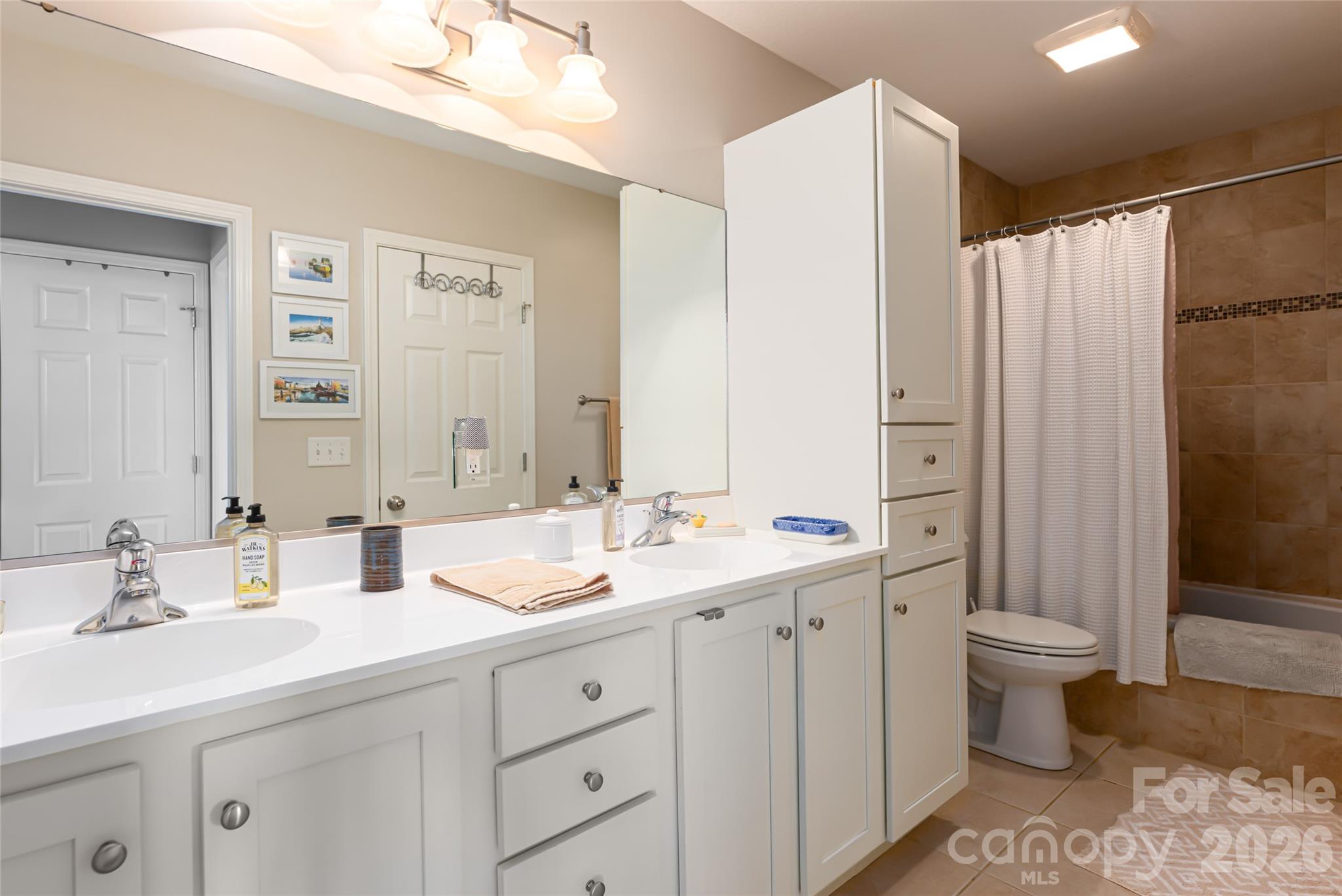 116 Dalya Road — Swannanoa
