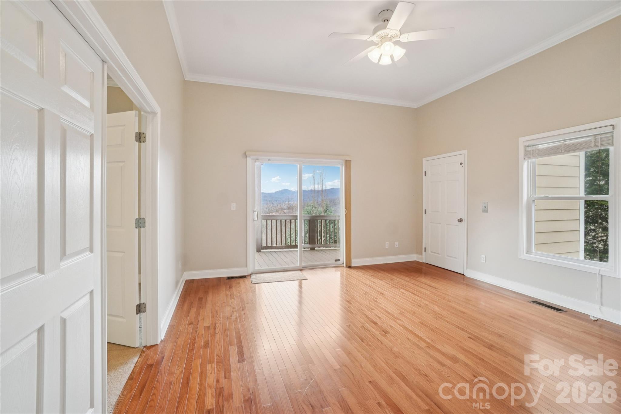 116 Dalya Road — Swannanoa