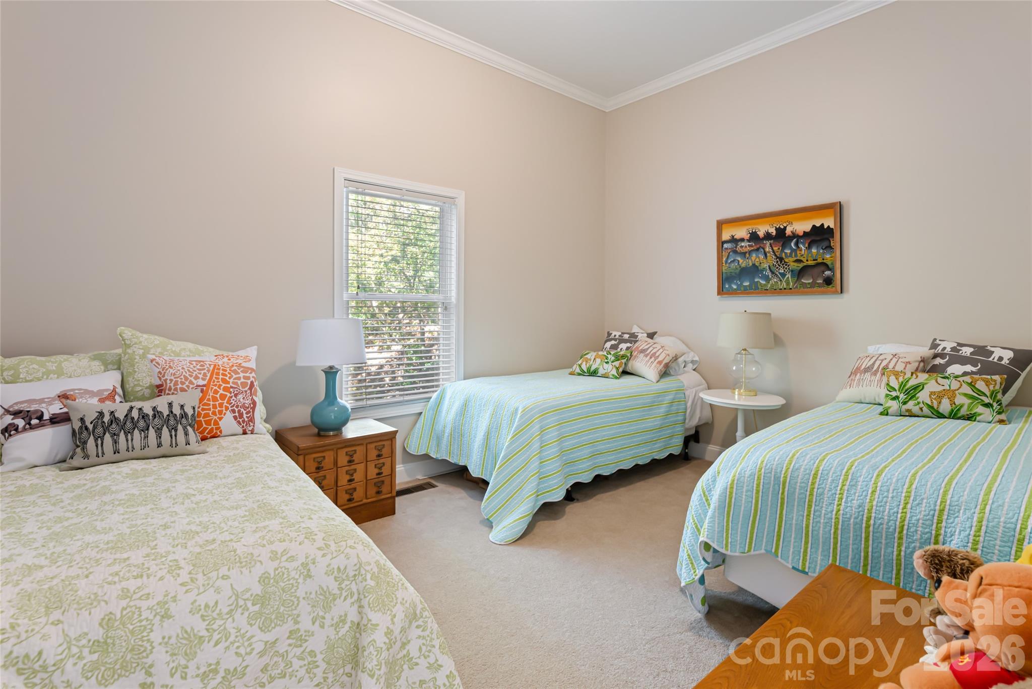 116 Dalya Road — Swannanoa