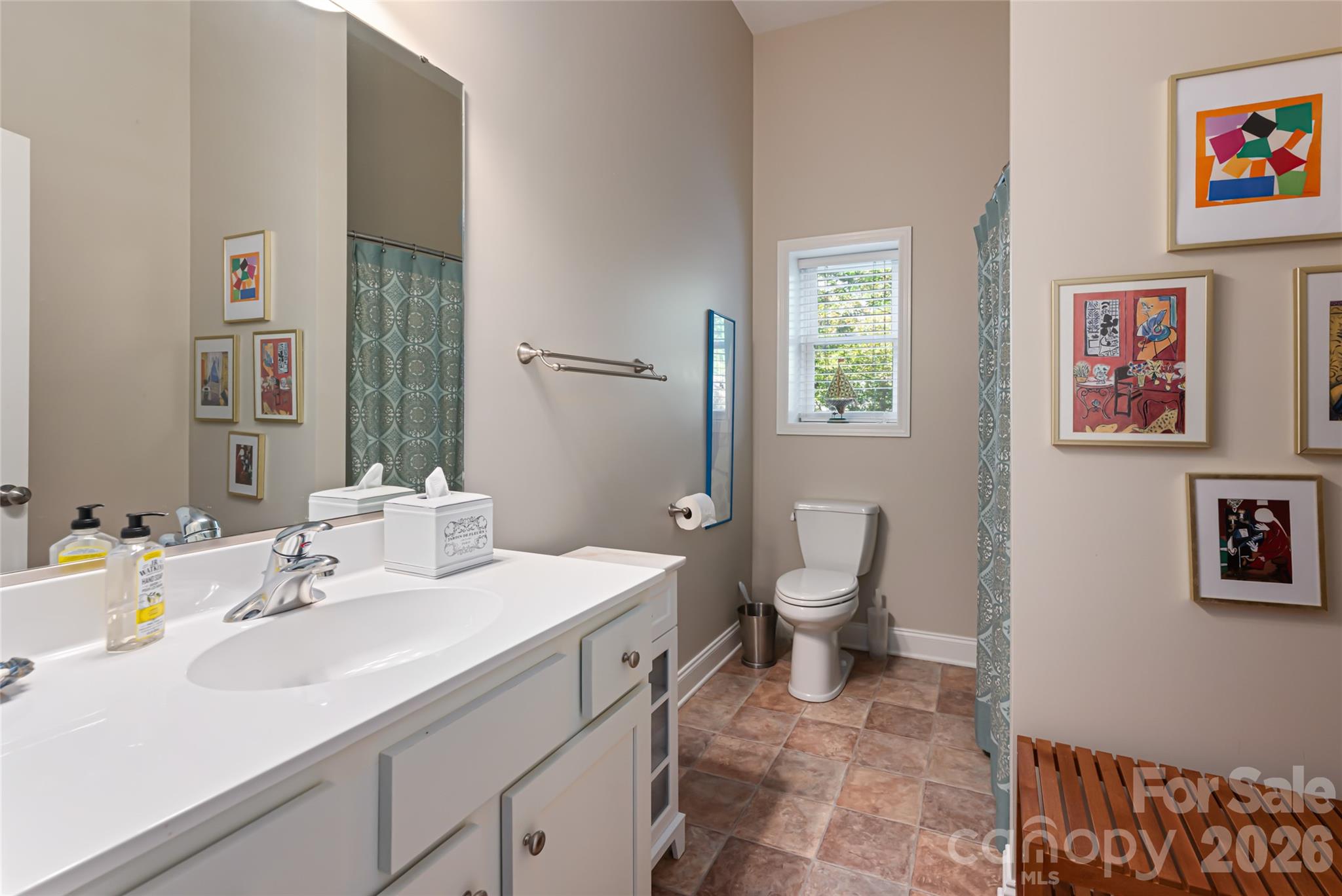 116 Dalya Road — Swannanoa