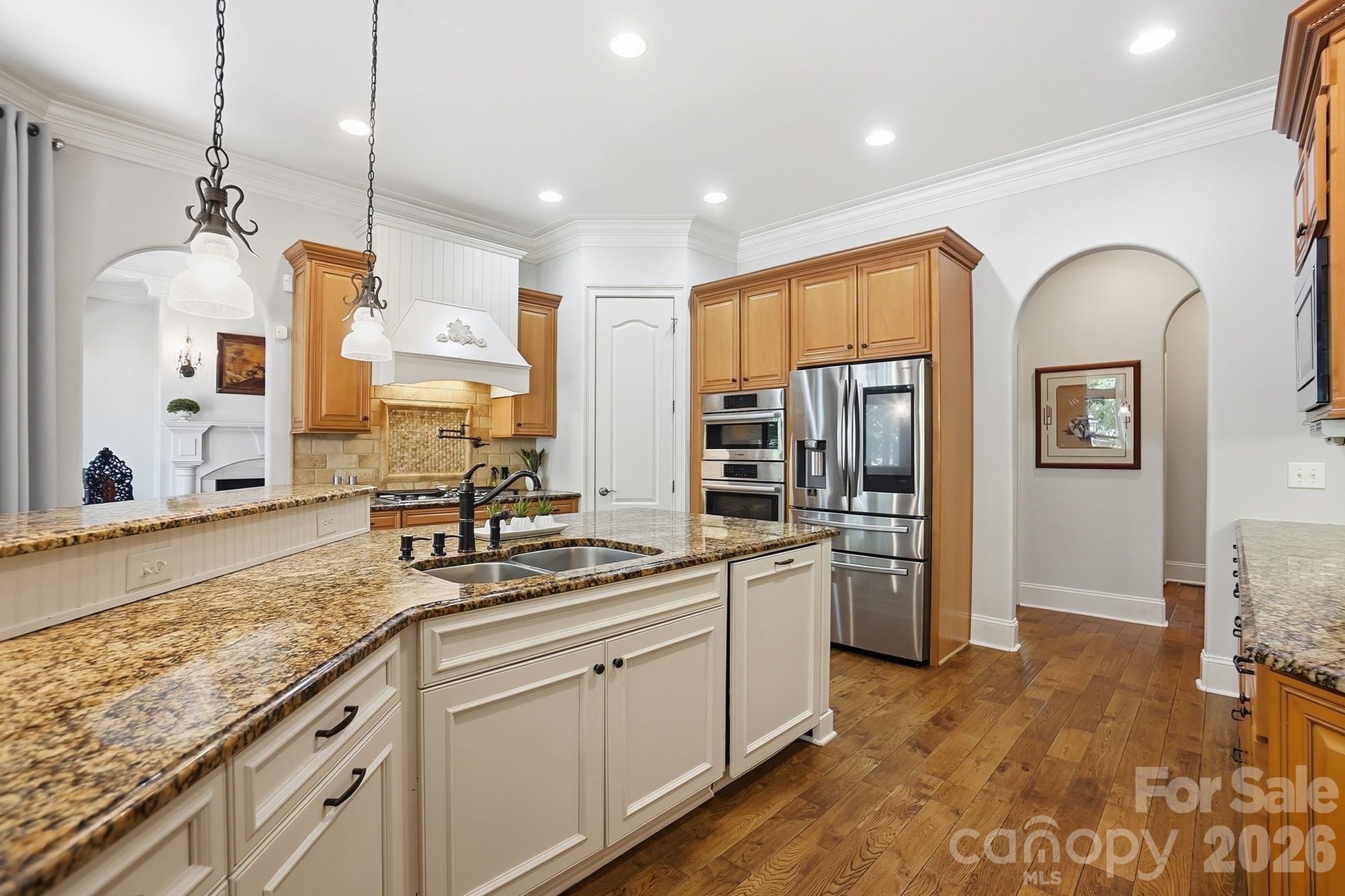932 Thorn Ridge Lane — Clover