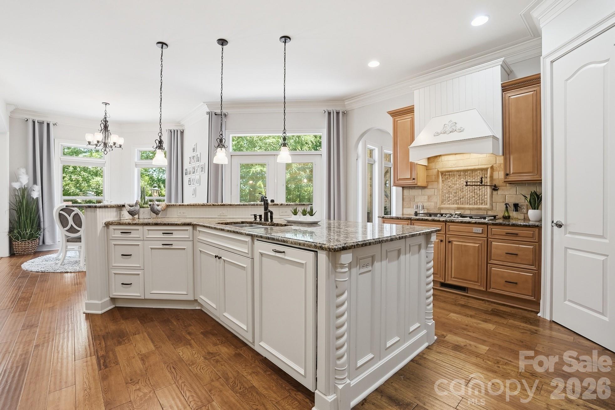 932 Thorn Ridge Lane — Clover