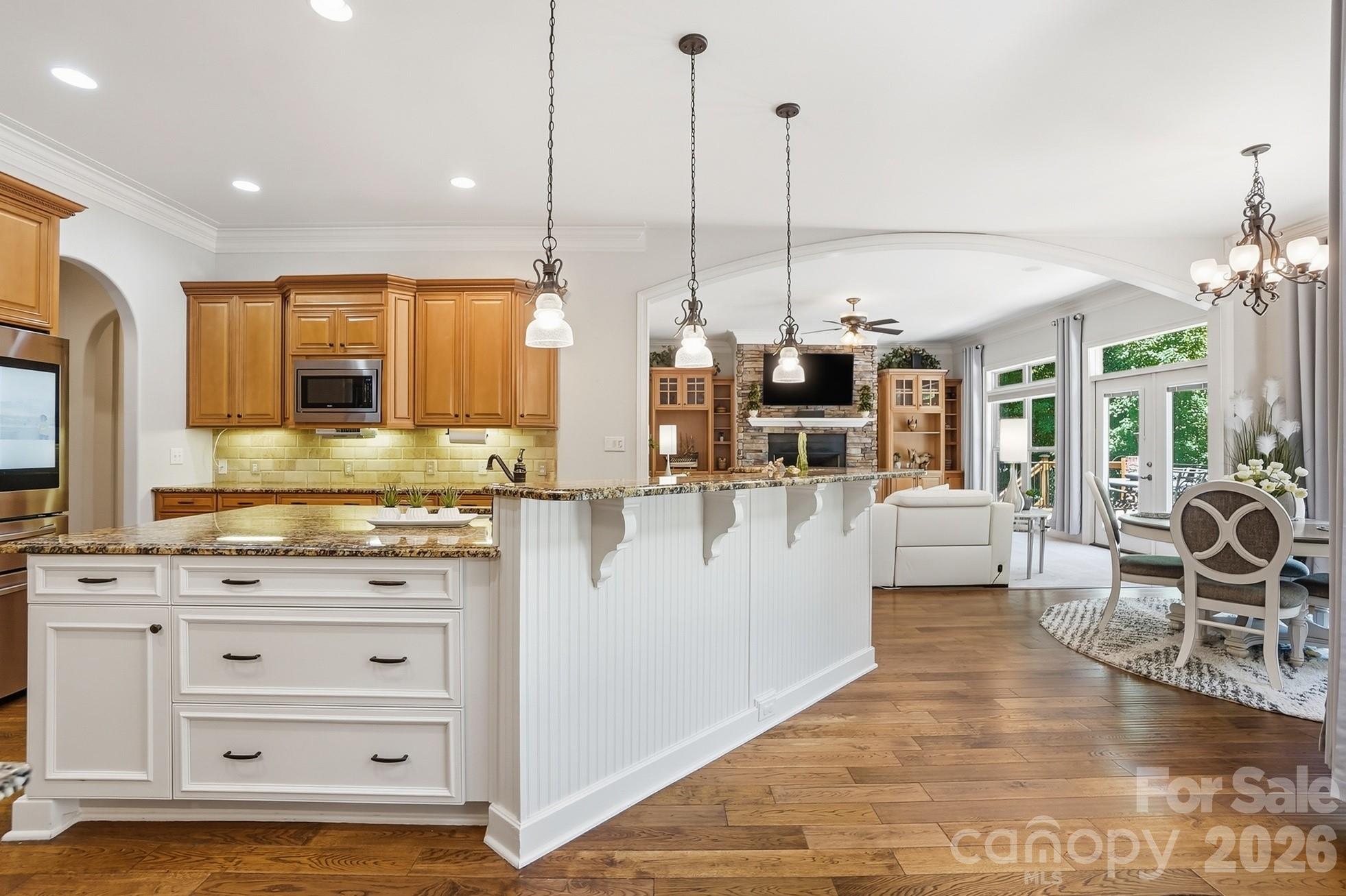 932 Thorn Ridge Lane — Clover