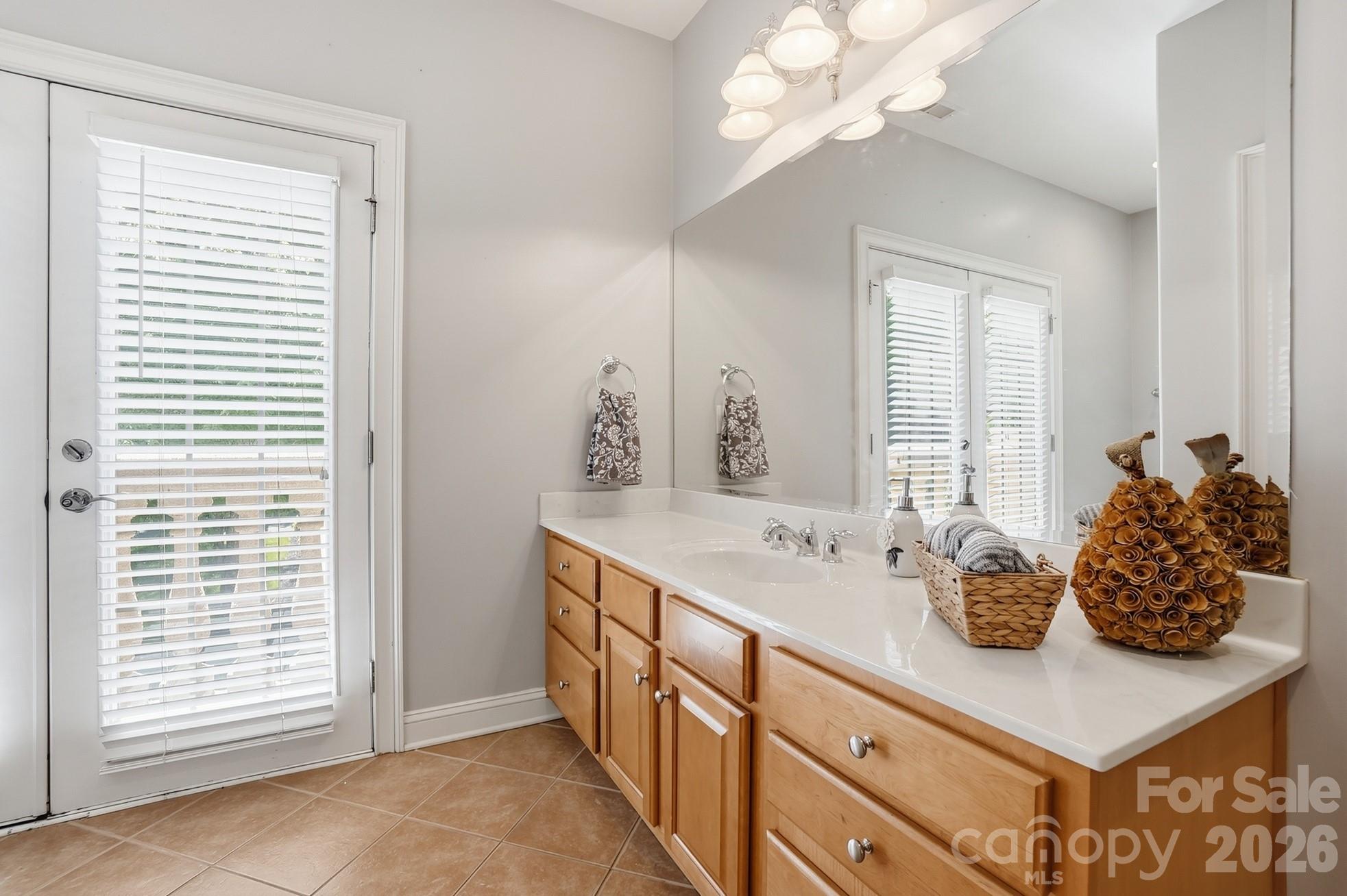 932 Thorn Ridge Lane — Clover