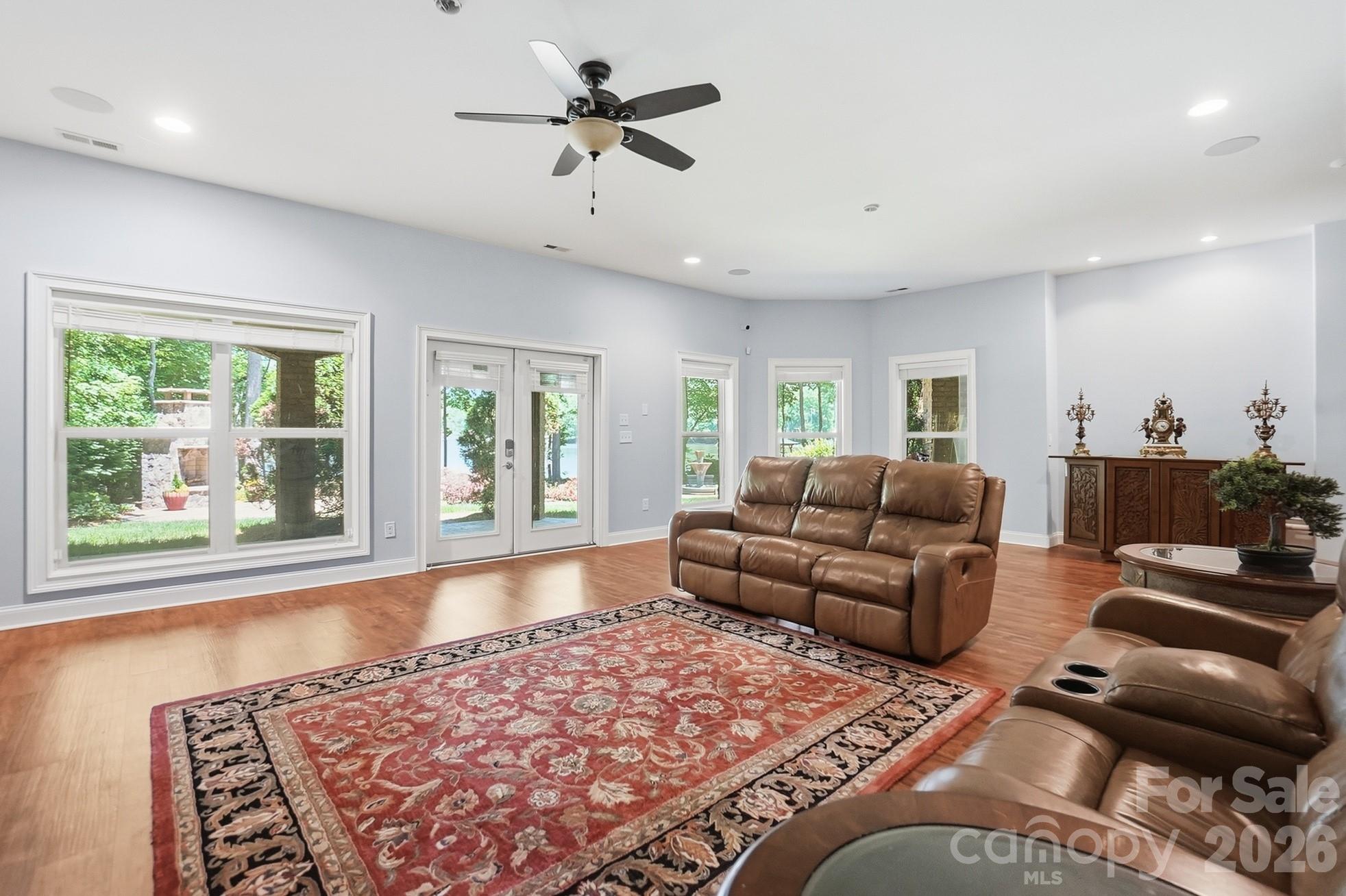 932 Thorn Ridge Lane — Clover