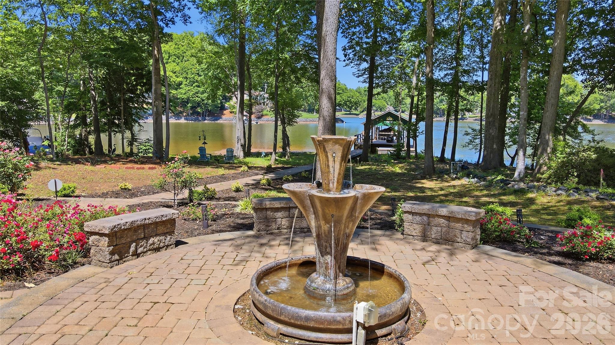 932 Thorn Ridge Lane — Clover