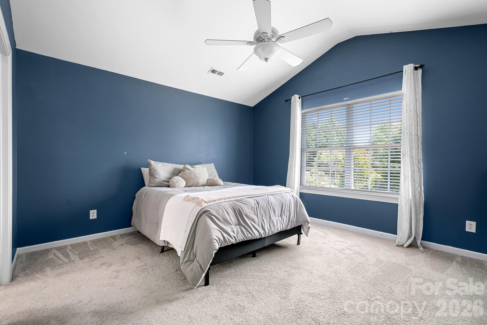 1600 Dartmoor Avenue NW — Concord