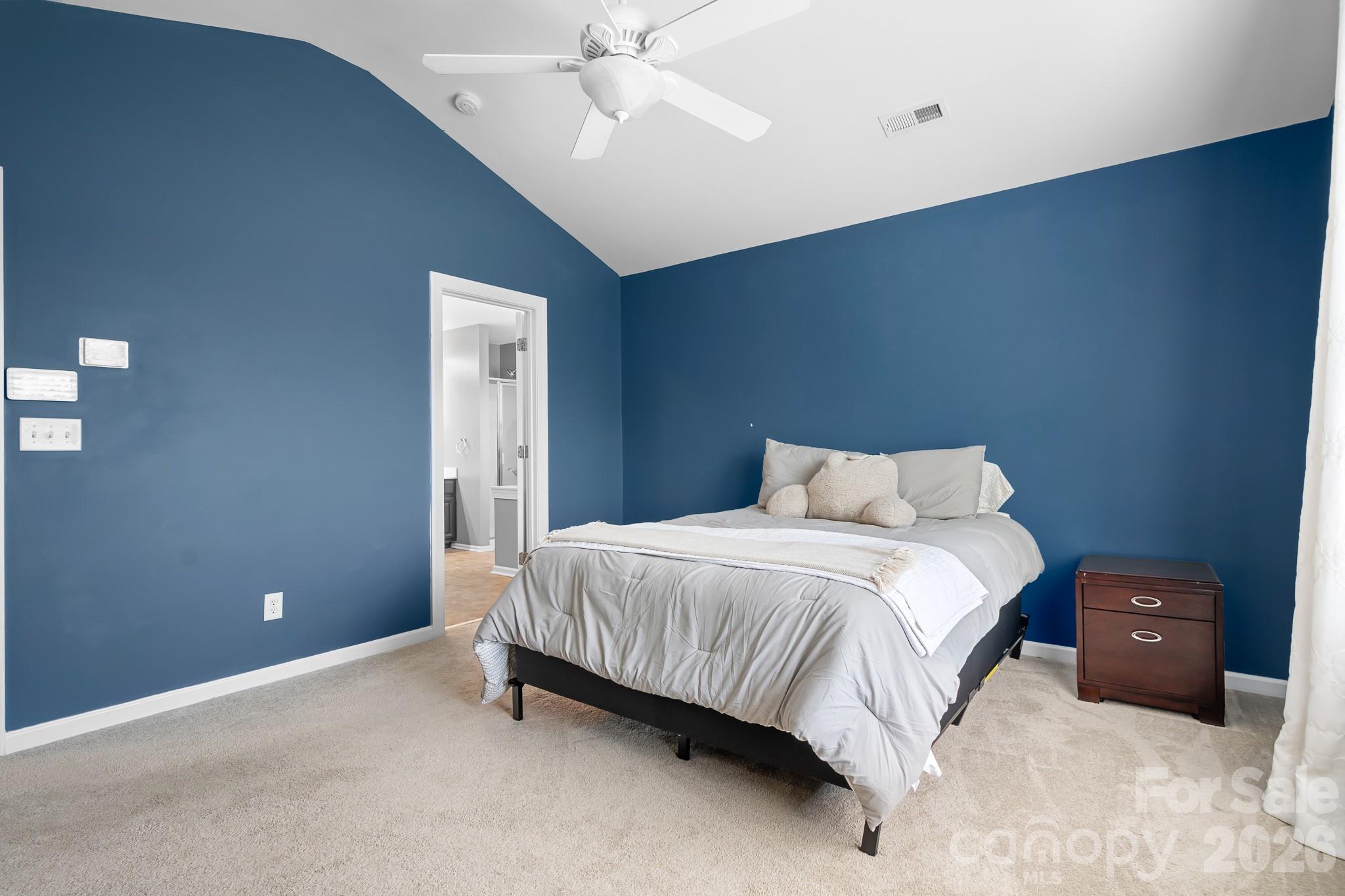 1600 Dartmoor Avenue NW — Concord