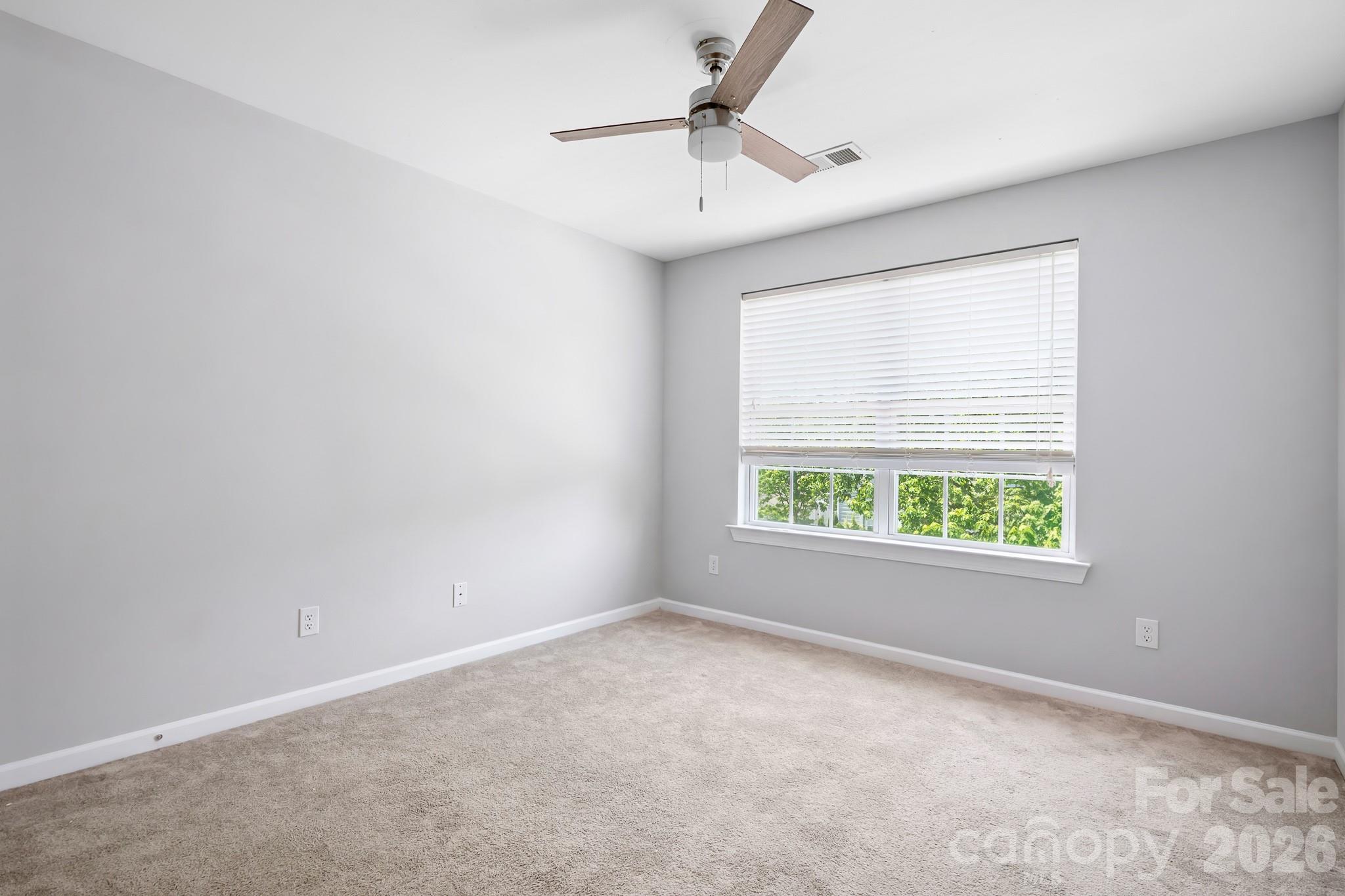 1600 Dartmoor Avenue NW — Concord